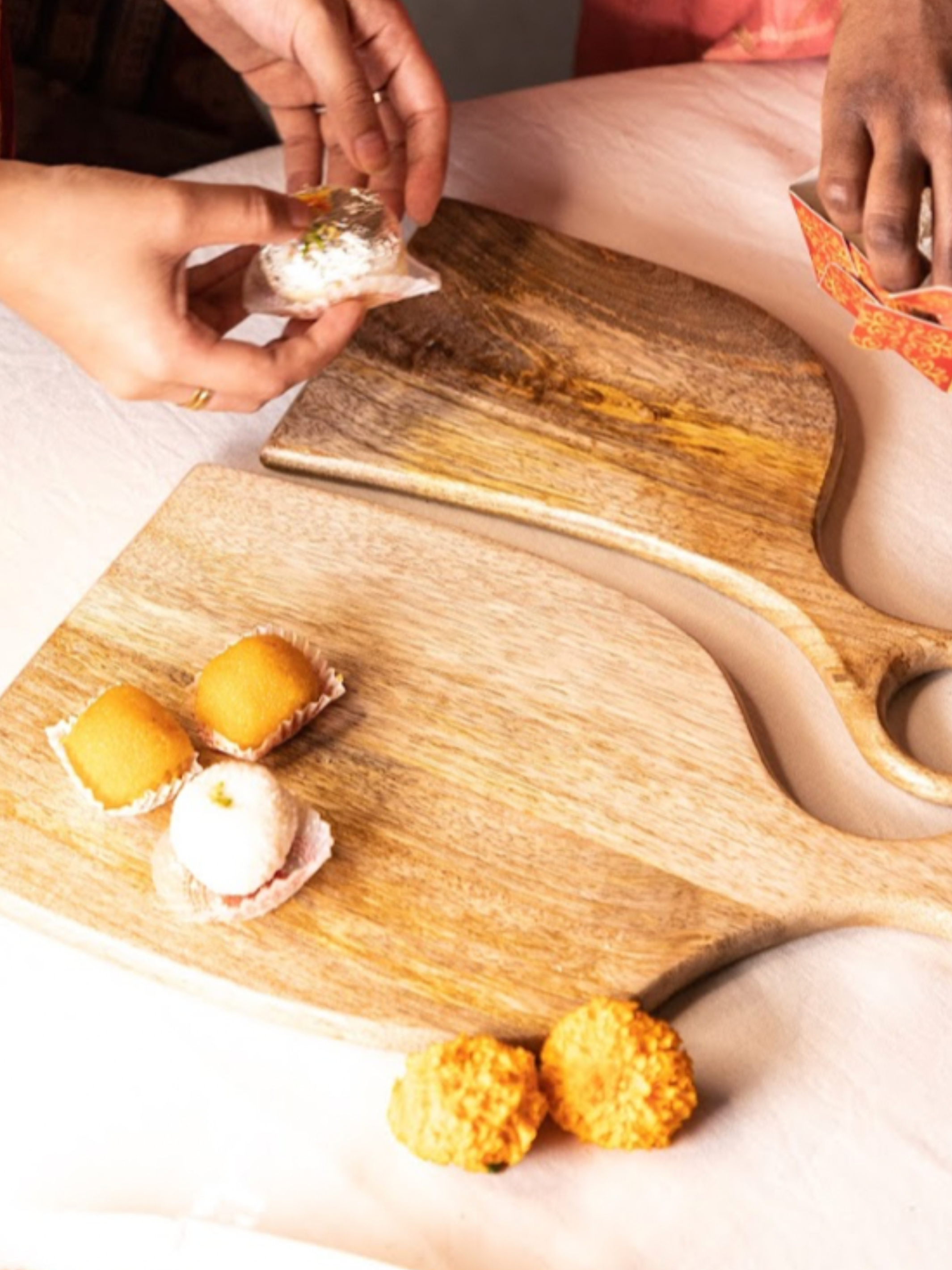 Wooden Yin-Yang Platter