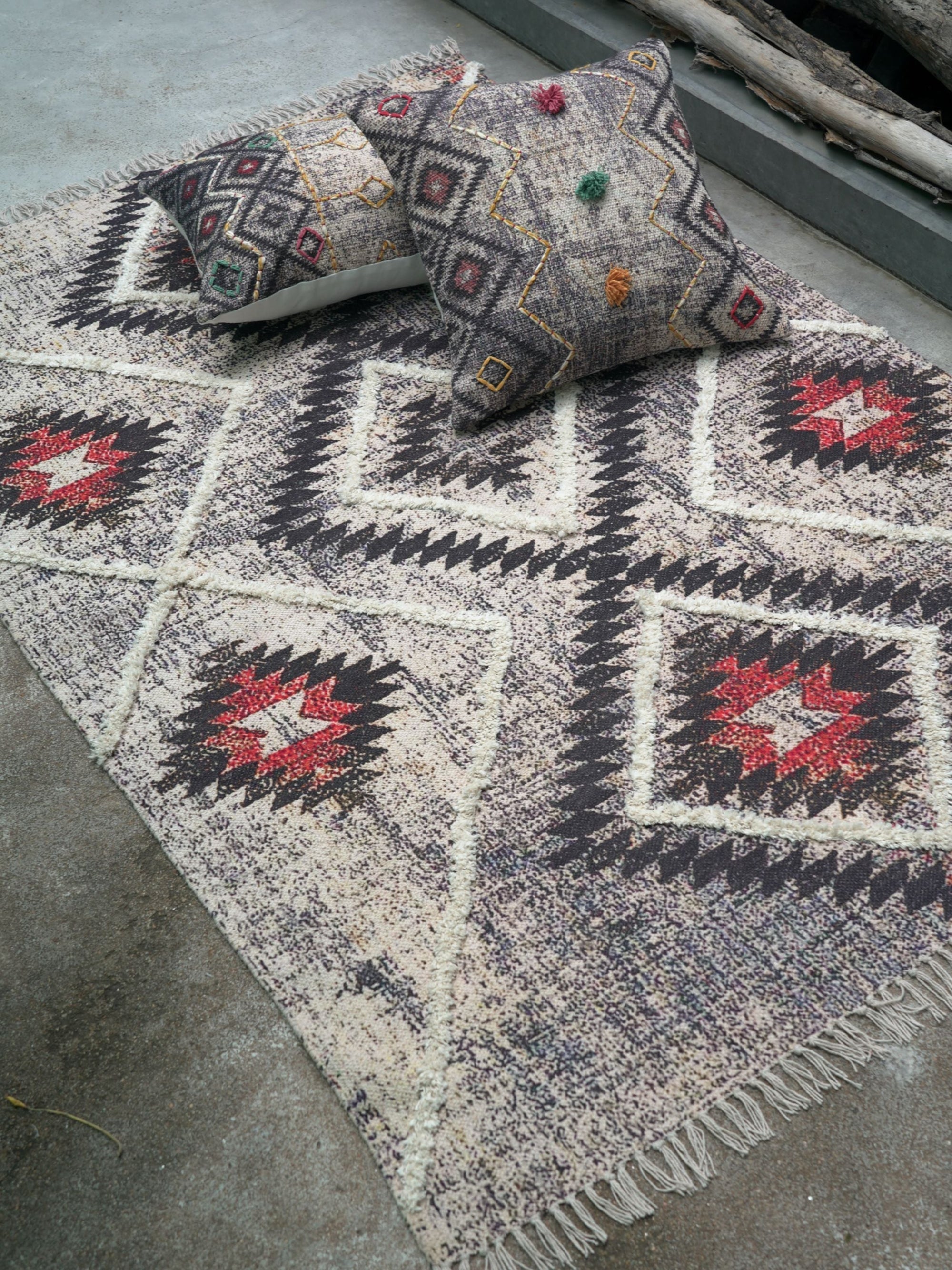 Yildiz Embroidered Cotton Rug