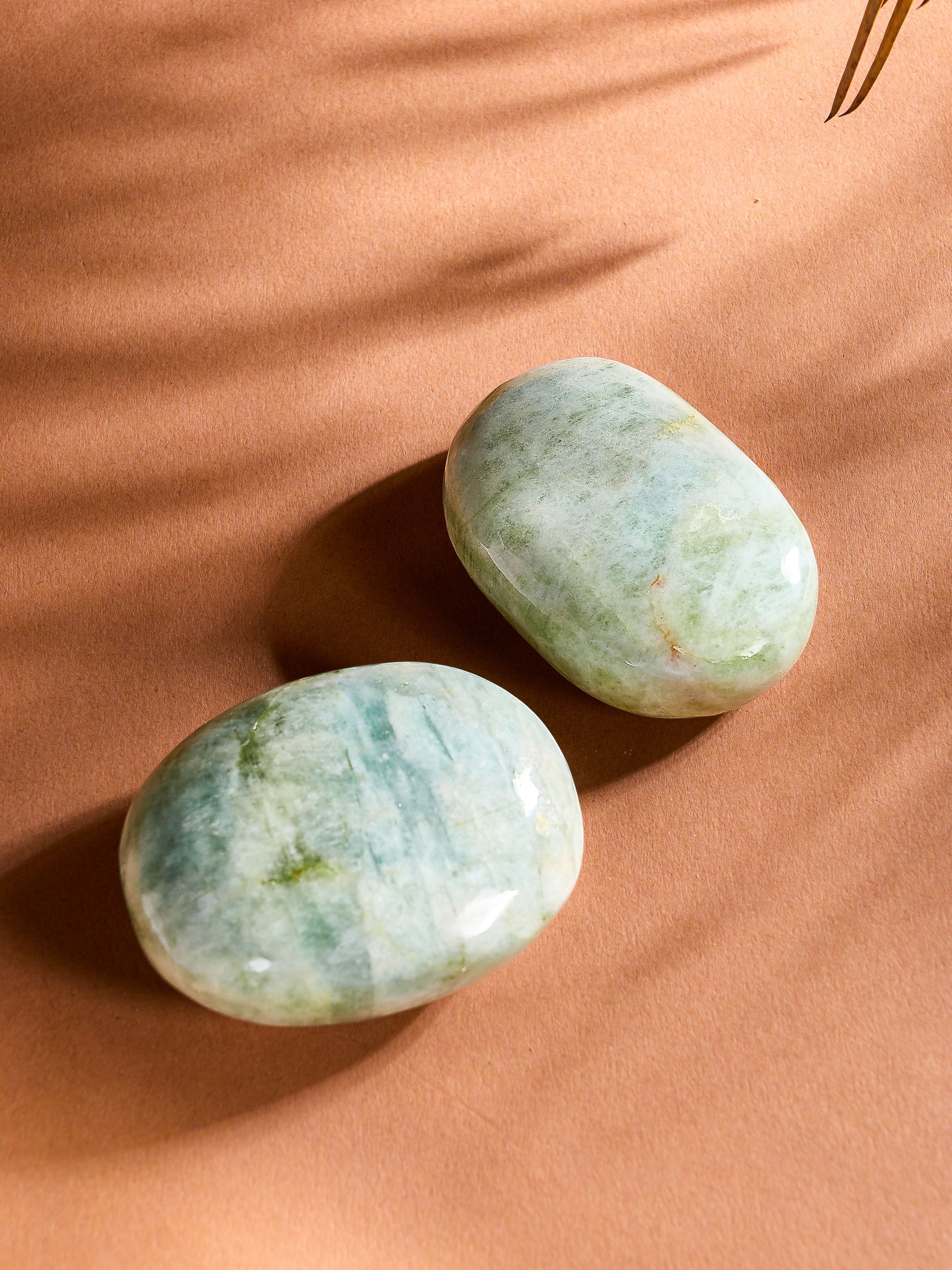 Semi-precious Gemstone - Aquamarine Palm Stone