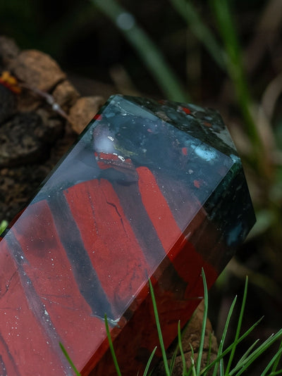 Gemstone Tower | Blood Agate