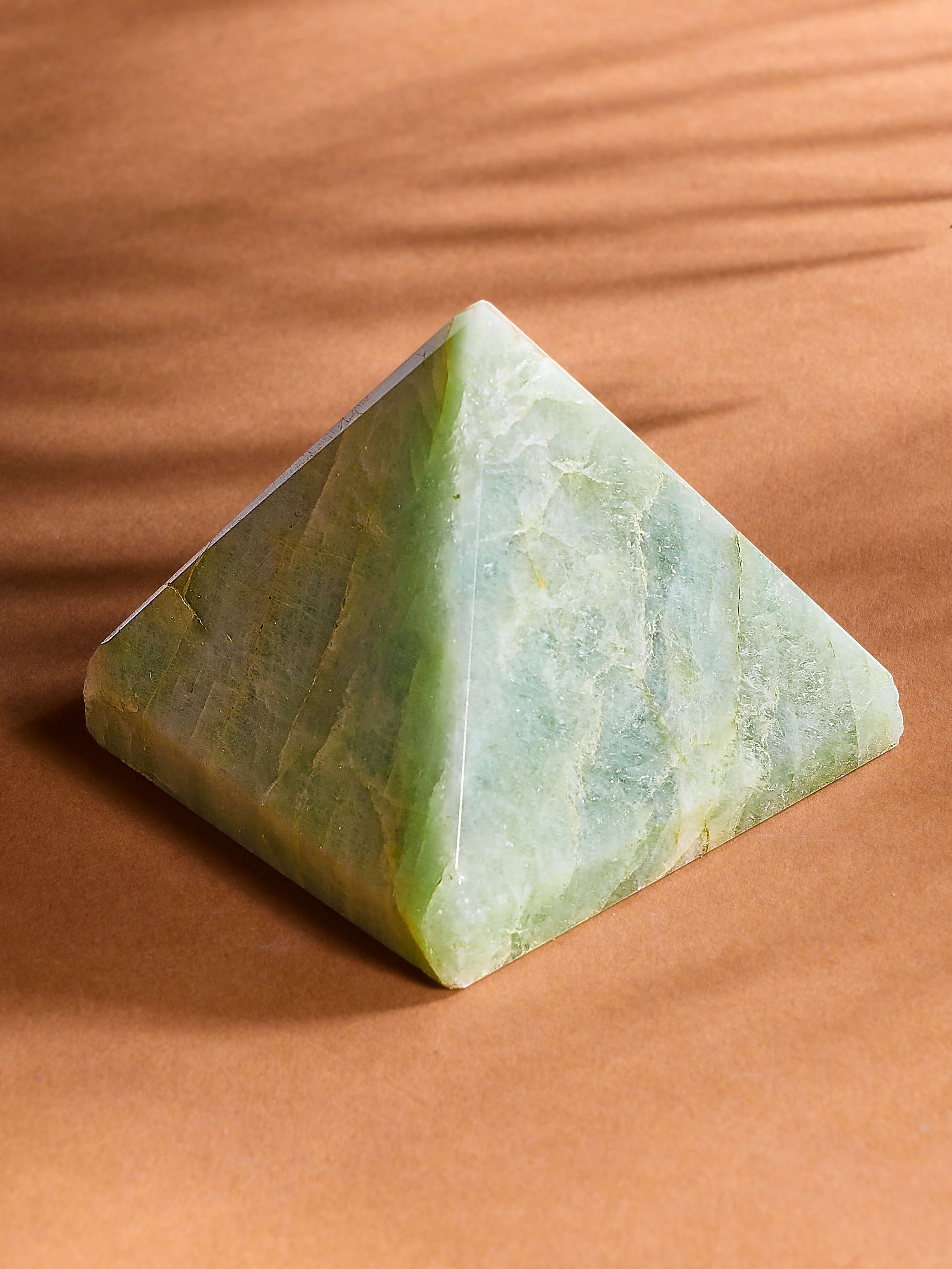 Semi-precious Gemstone - Aquamarine Pyramid