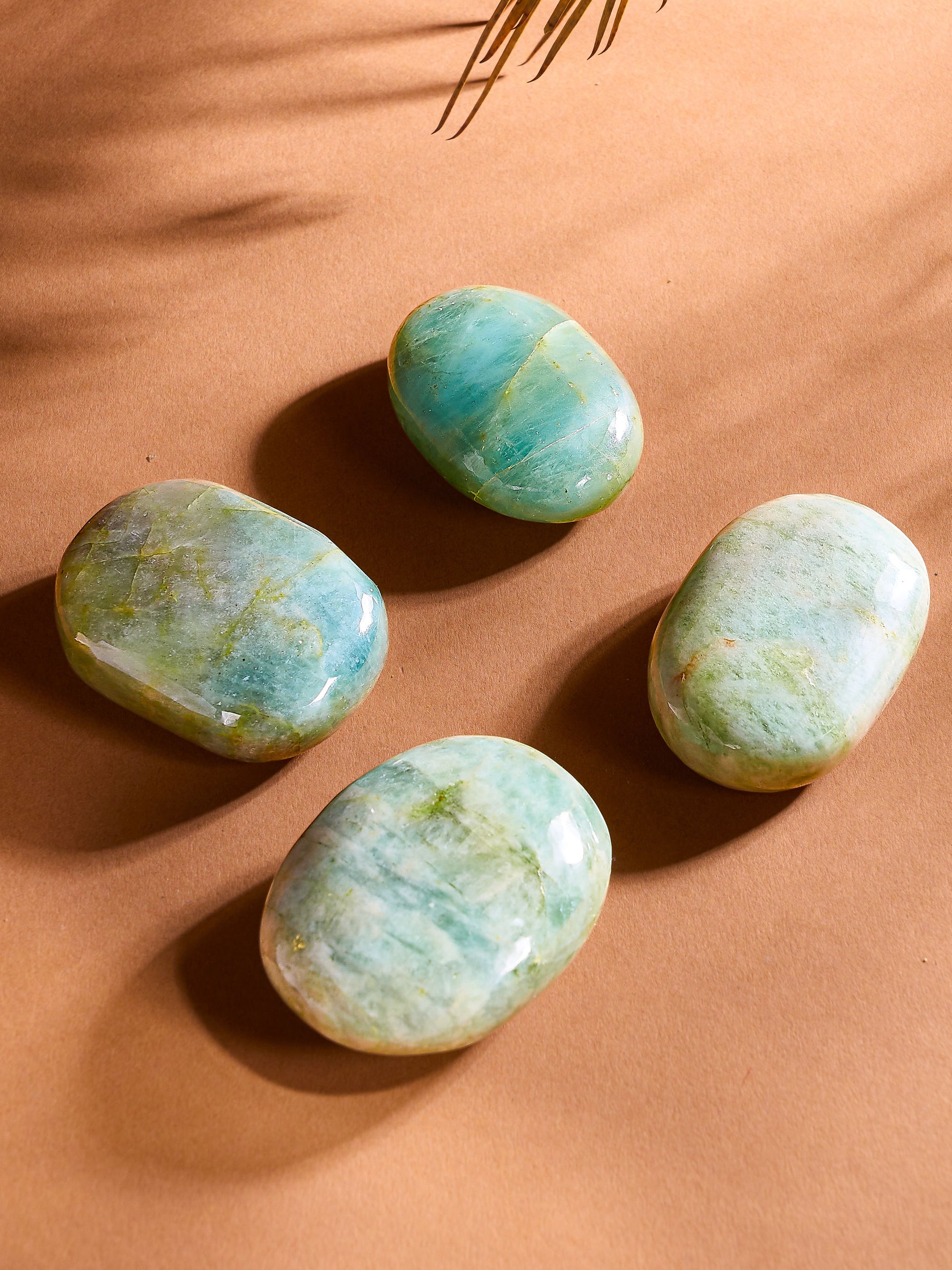 Semi-precious Gemstone - Aquamarine Palm Stone
