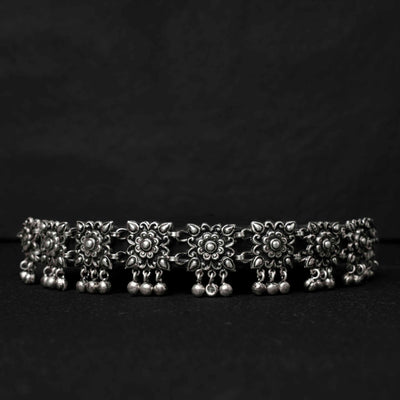Chauki Ghungru Guluband Silver Choker