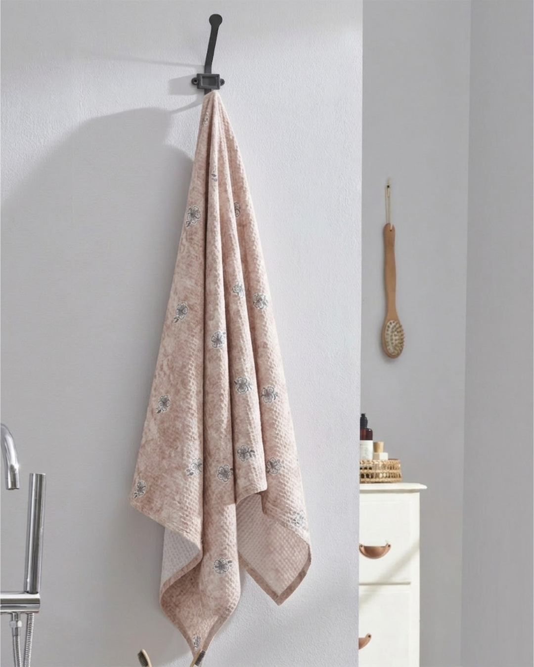 Mimo Pink Cotton Waffle Bath Towel