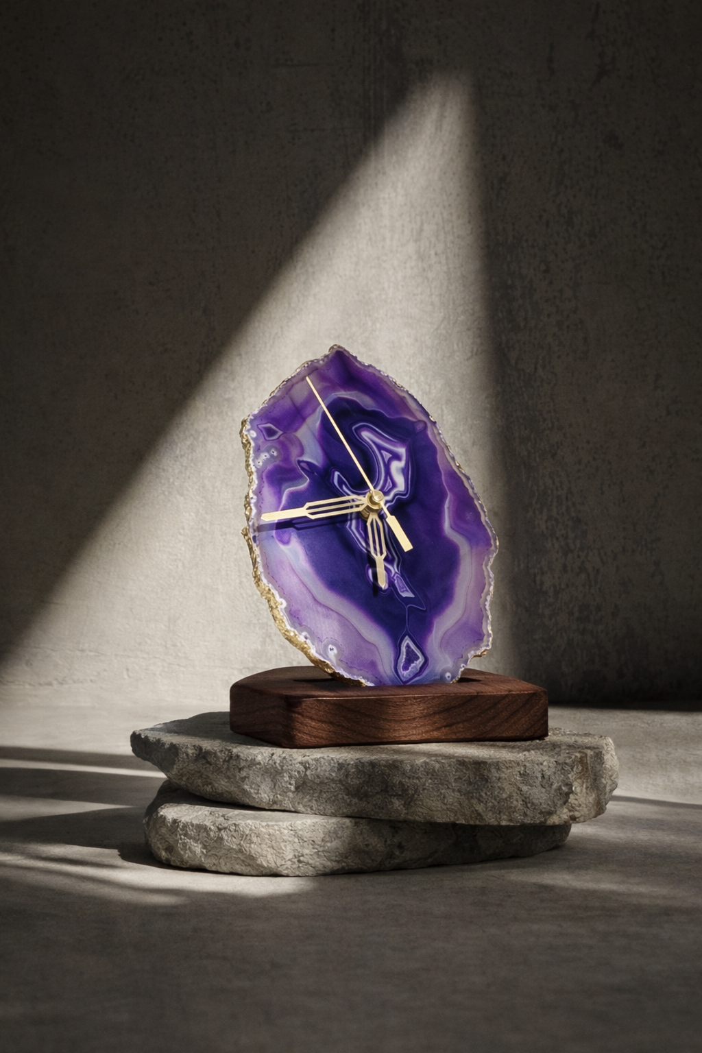 Agate Table Clock - Purple Gemstone Gold Plated