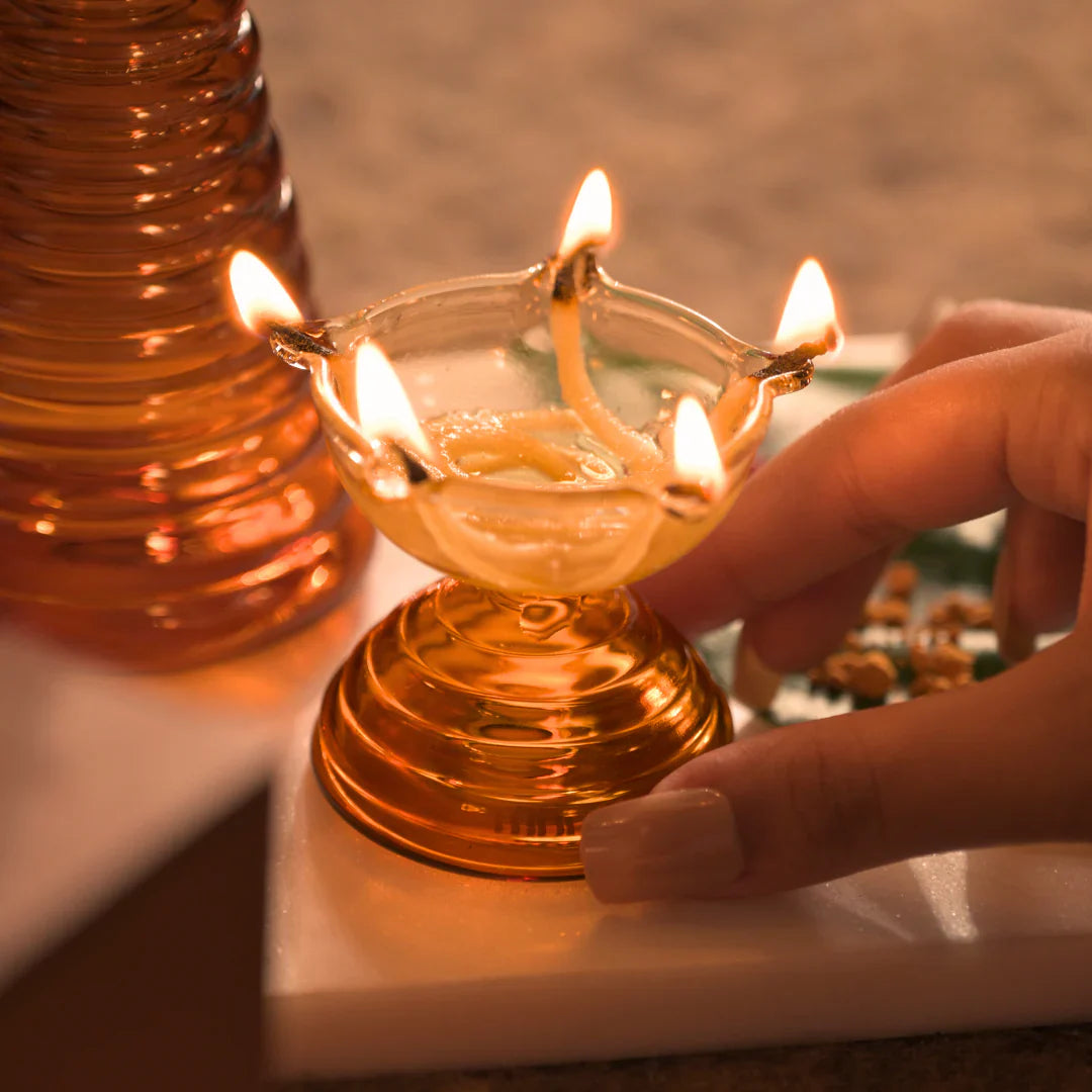 Muun Gift Box - Kalash Oil Lamp + Short Bell + Short Diya