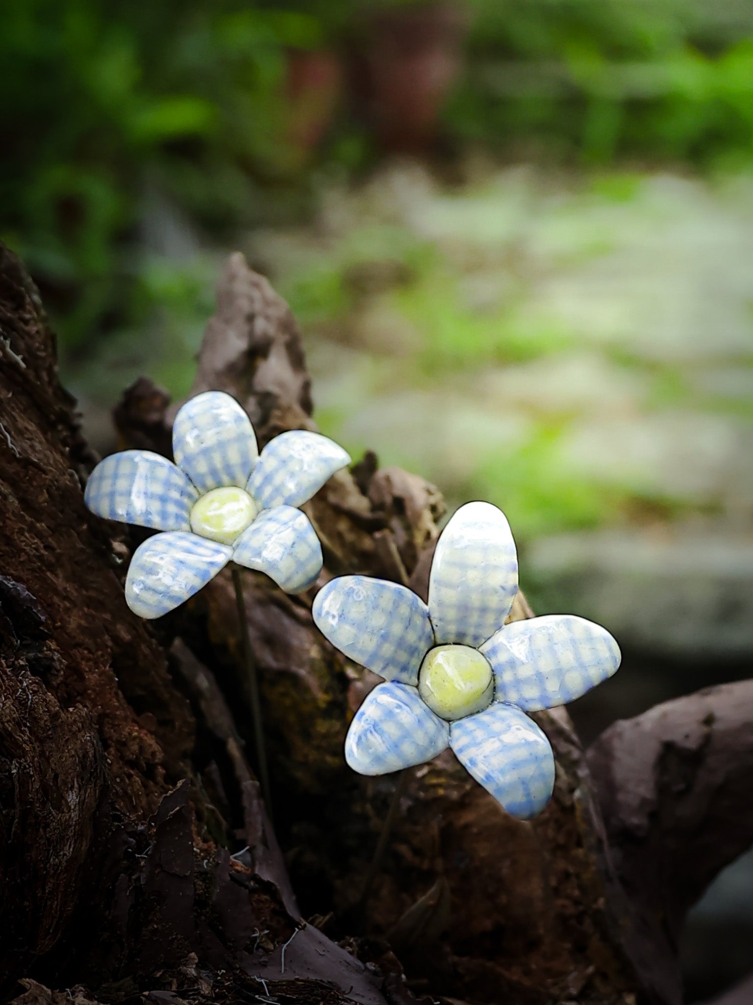 Ever-blooms Blue Gingham Flower