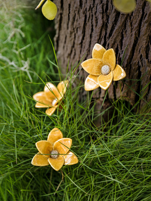 Buttercup- Single flower stem  - Mustard Yellow
