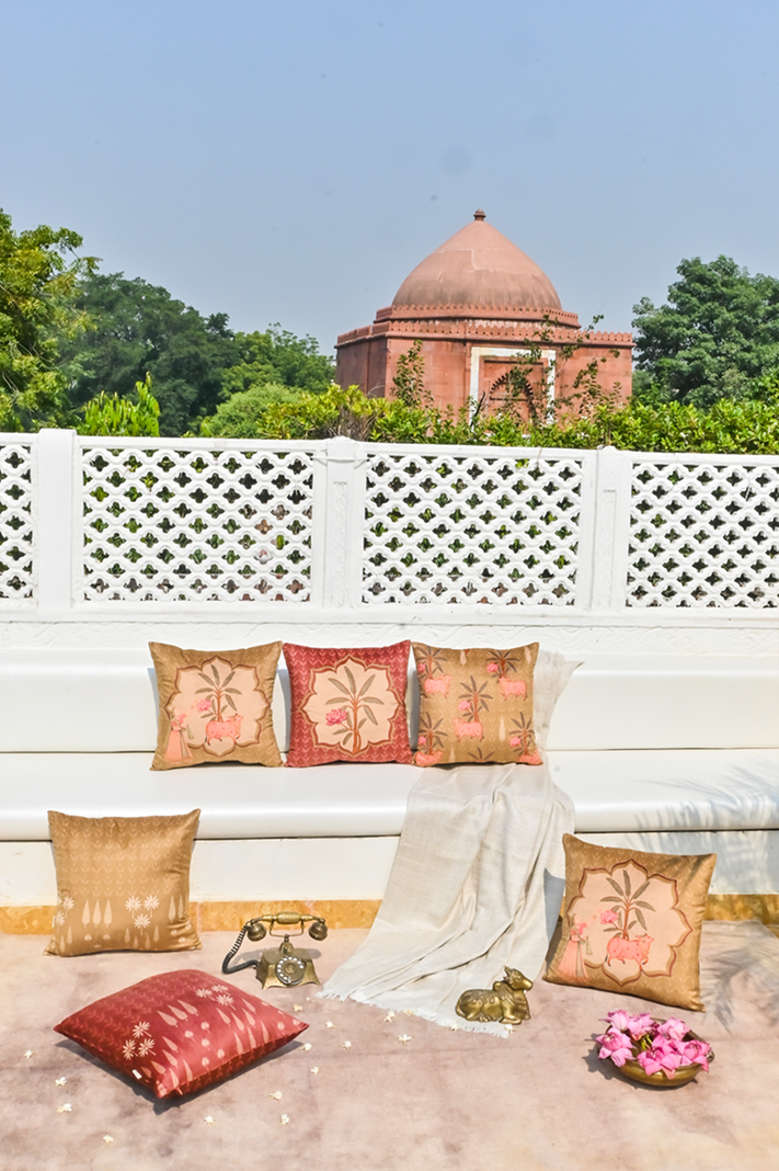MADHUBAN MOSS GREEN CUSHION