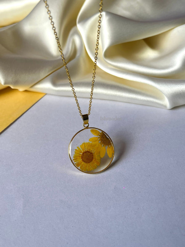 Field of sunflowers locket