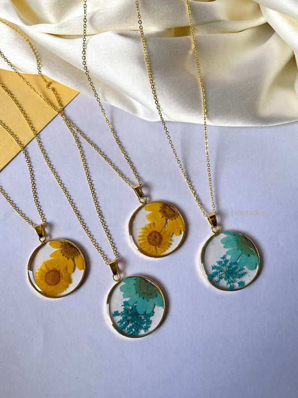 Field of sunflowers locket