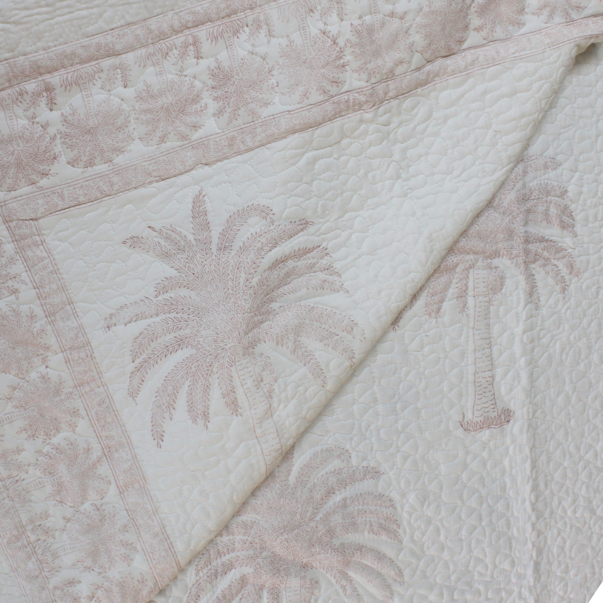 Chinar Bagh-Handblock Quilted Bedcover