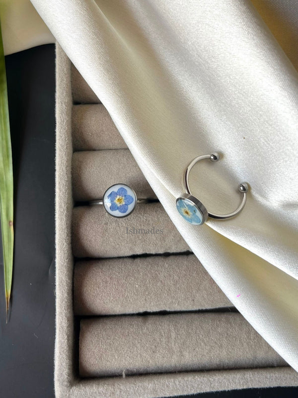 Ishmades Forget Me Not Ring