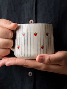 Strawberry Mug Gift Box