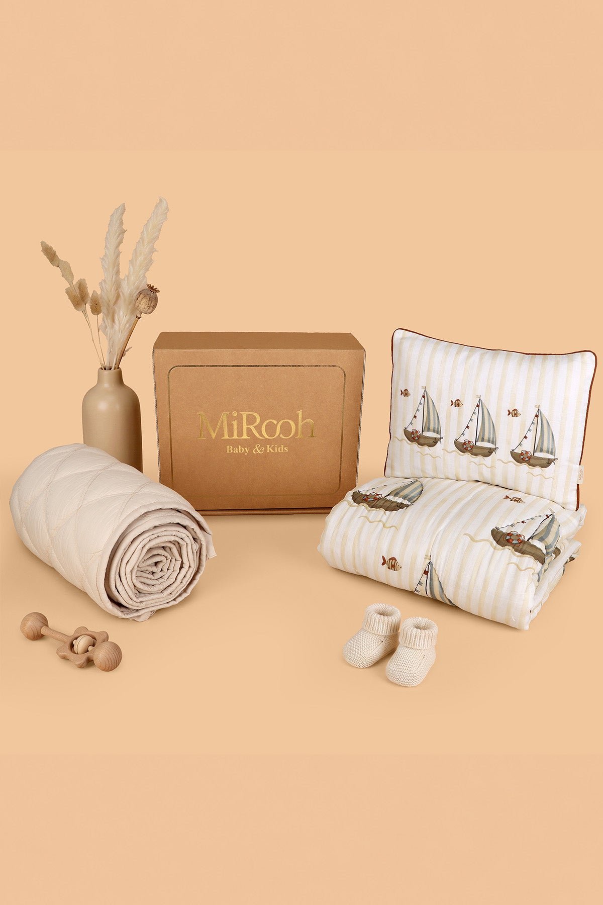 THE SEA SHORE  QUILT AND PILLOW GIFT SET WITH BUMPER