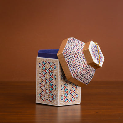 Lantern Shaped Box