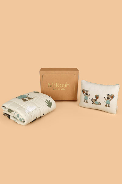 ZIG-ZAG ADVENTURES QUILT AND PILLOW GIFT SET