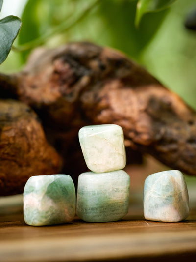 Semi-precious Gemstone - Aquamarine Pebble