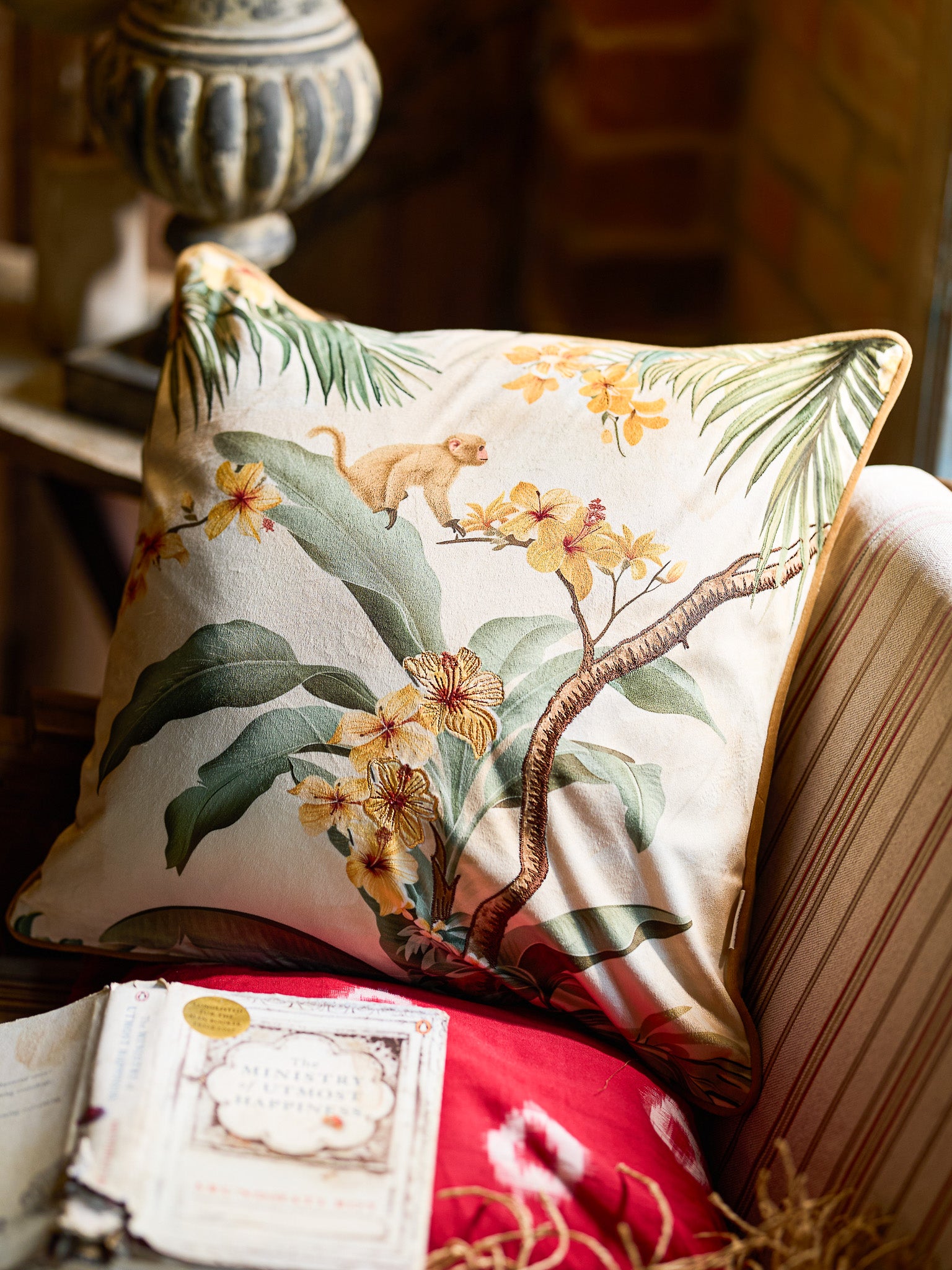 Keesh - Multicolor Velvet Cushion Cover