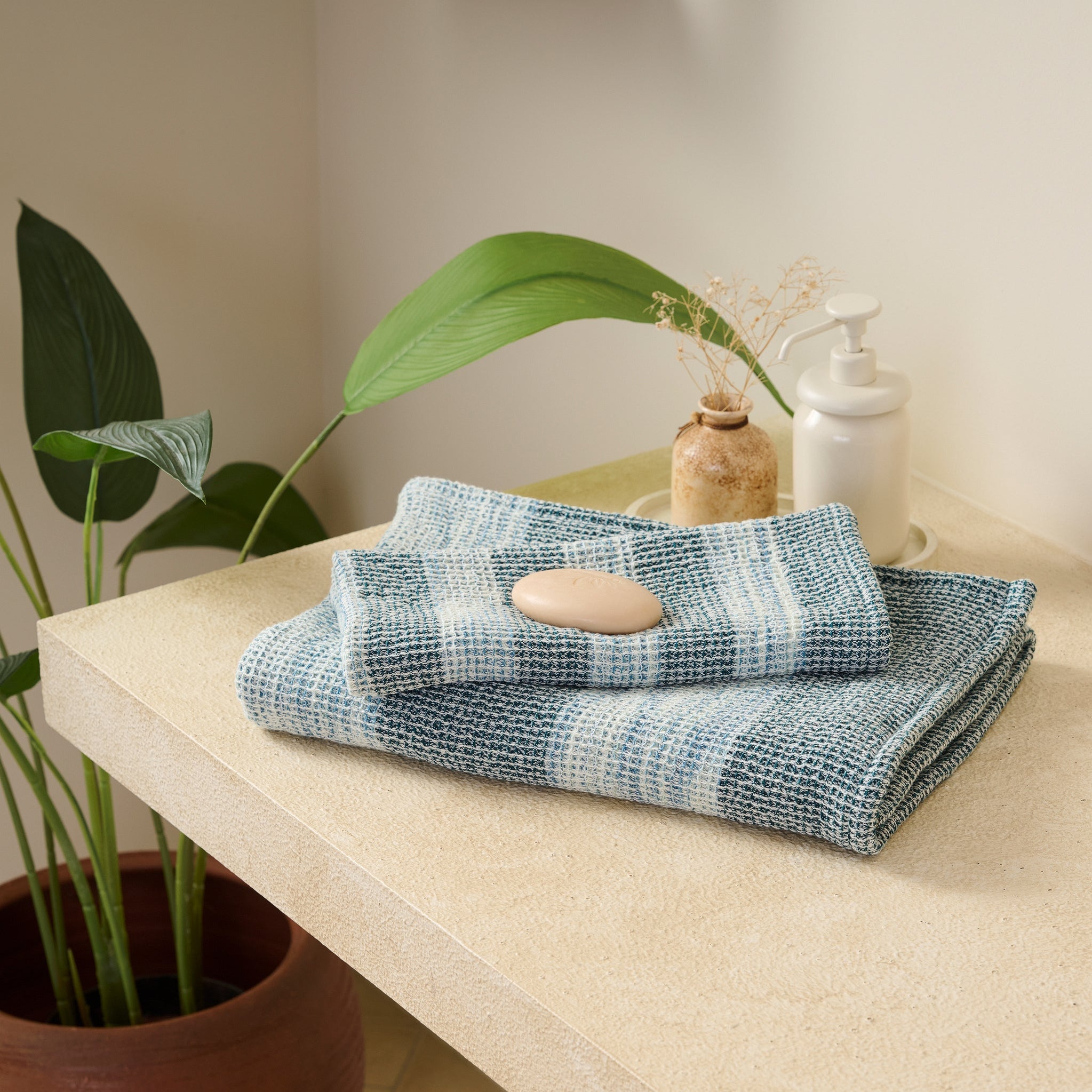 Aura | Cotton | Waffle Space Dyed | Bath Set