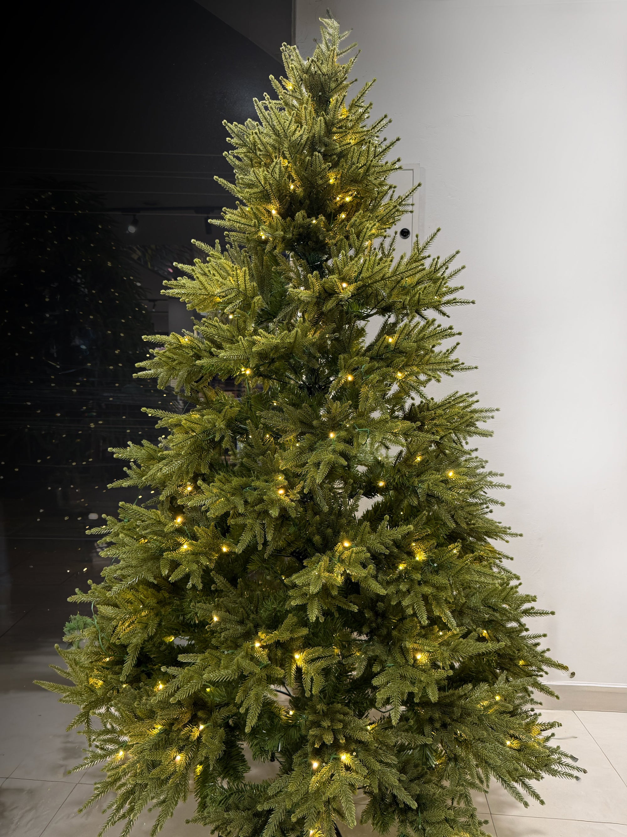 PE Christmas Tree with Lights-1