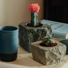 Limestone Planter - Grey