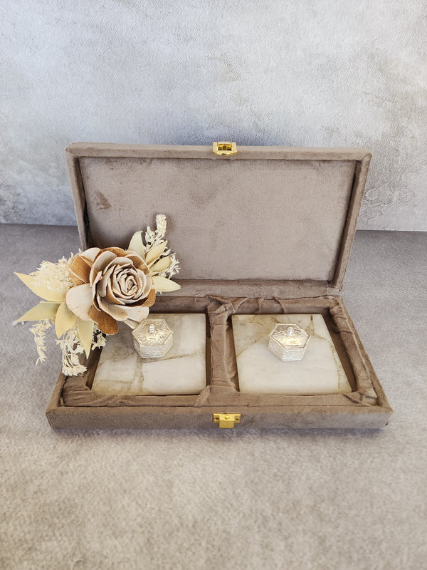 Quartz Hexagonal Kesar Elaichi Set