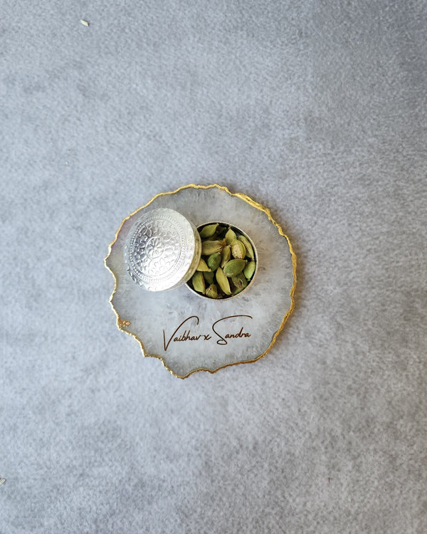 Customizable Elaichi Round Agate Favour