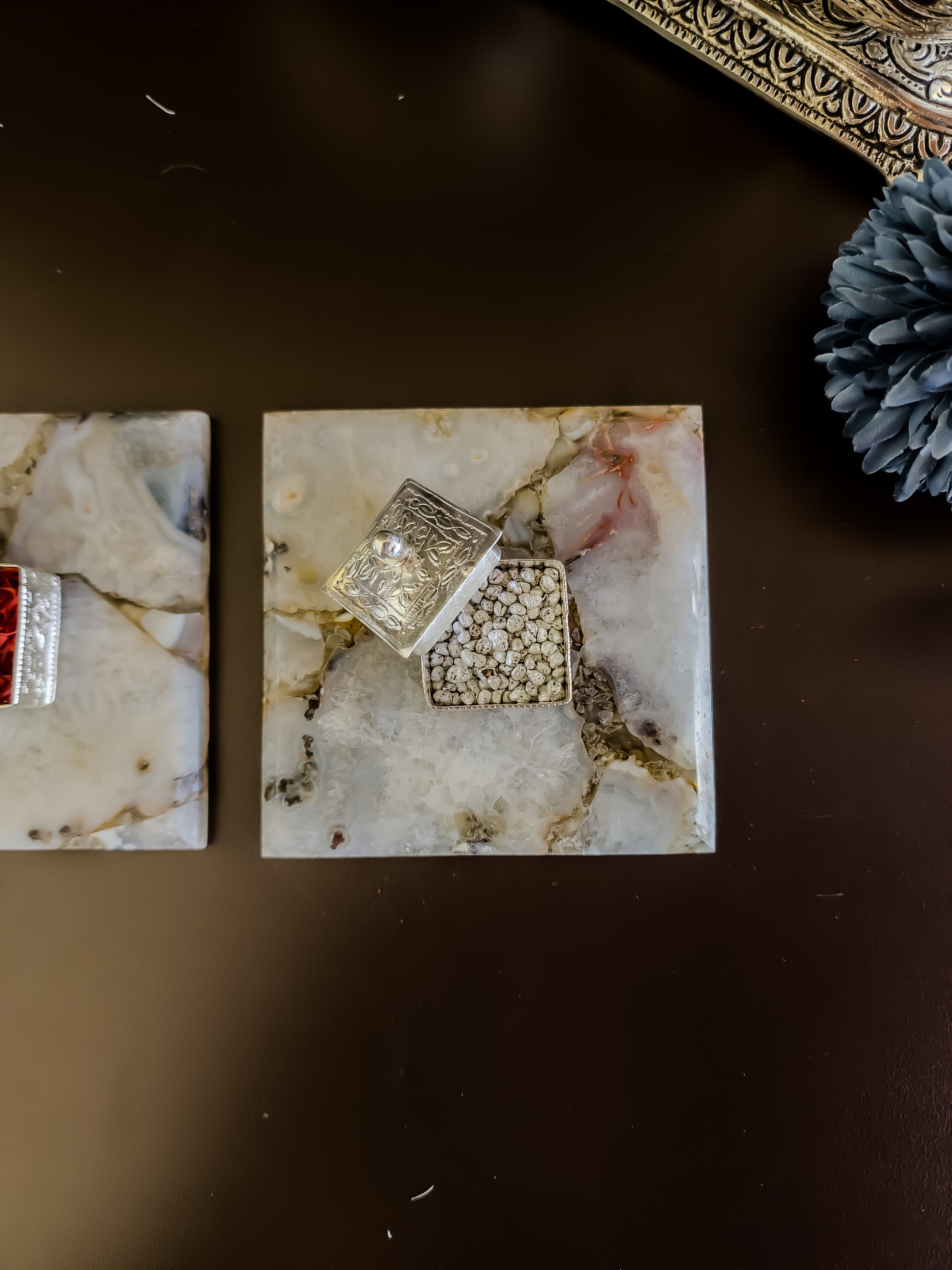 Natural Agate Kesar Elaichi Luxe Set( Square )