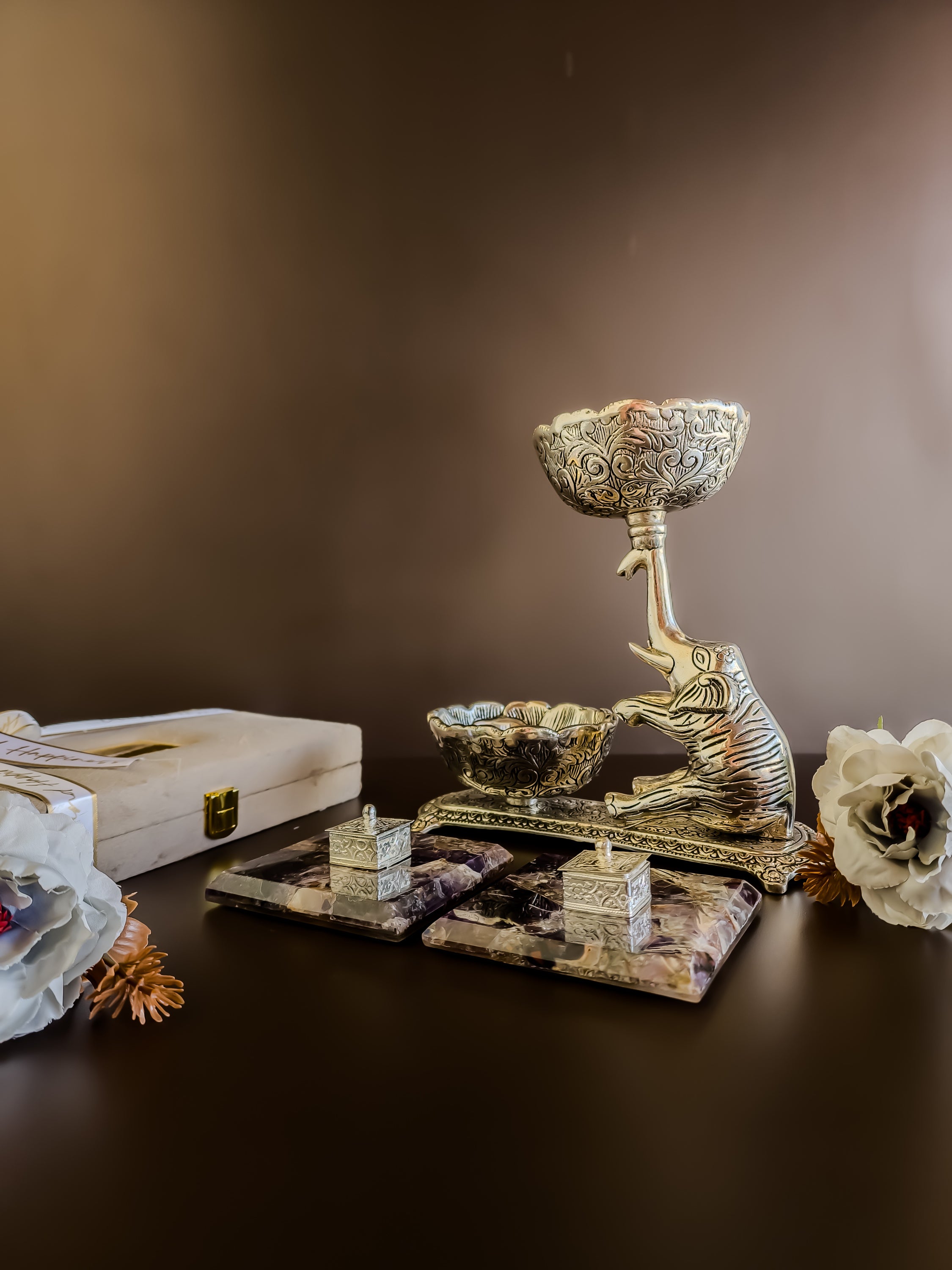 Amethyst Kesar Elaichi Luxe Set