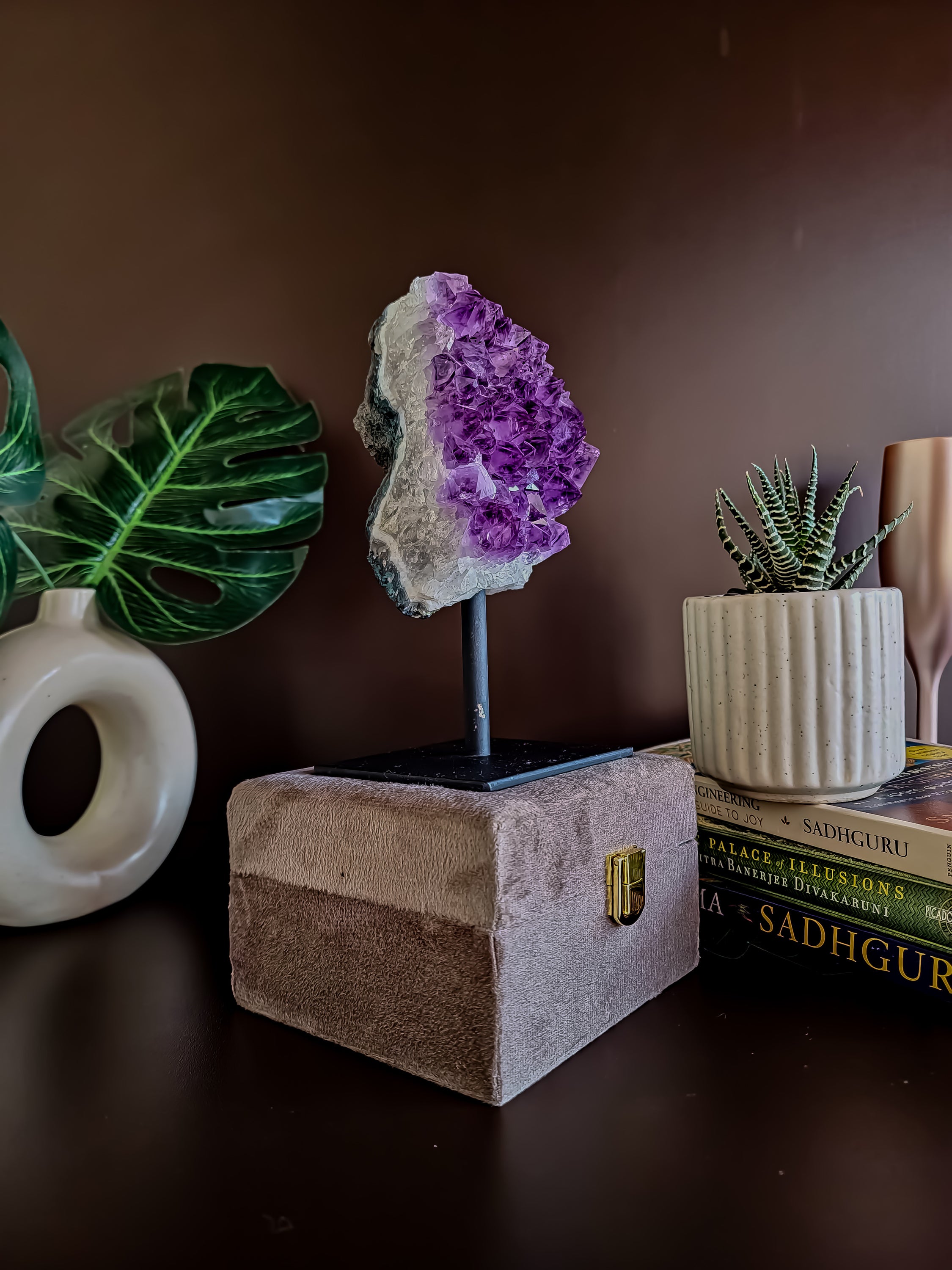 Amethyst Gedode Crystal Decor Accent