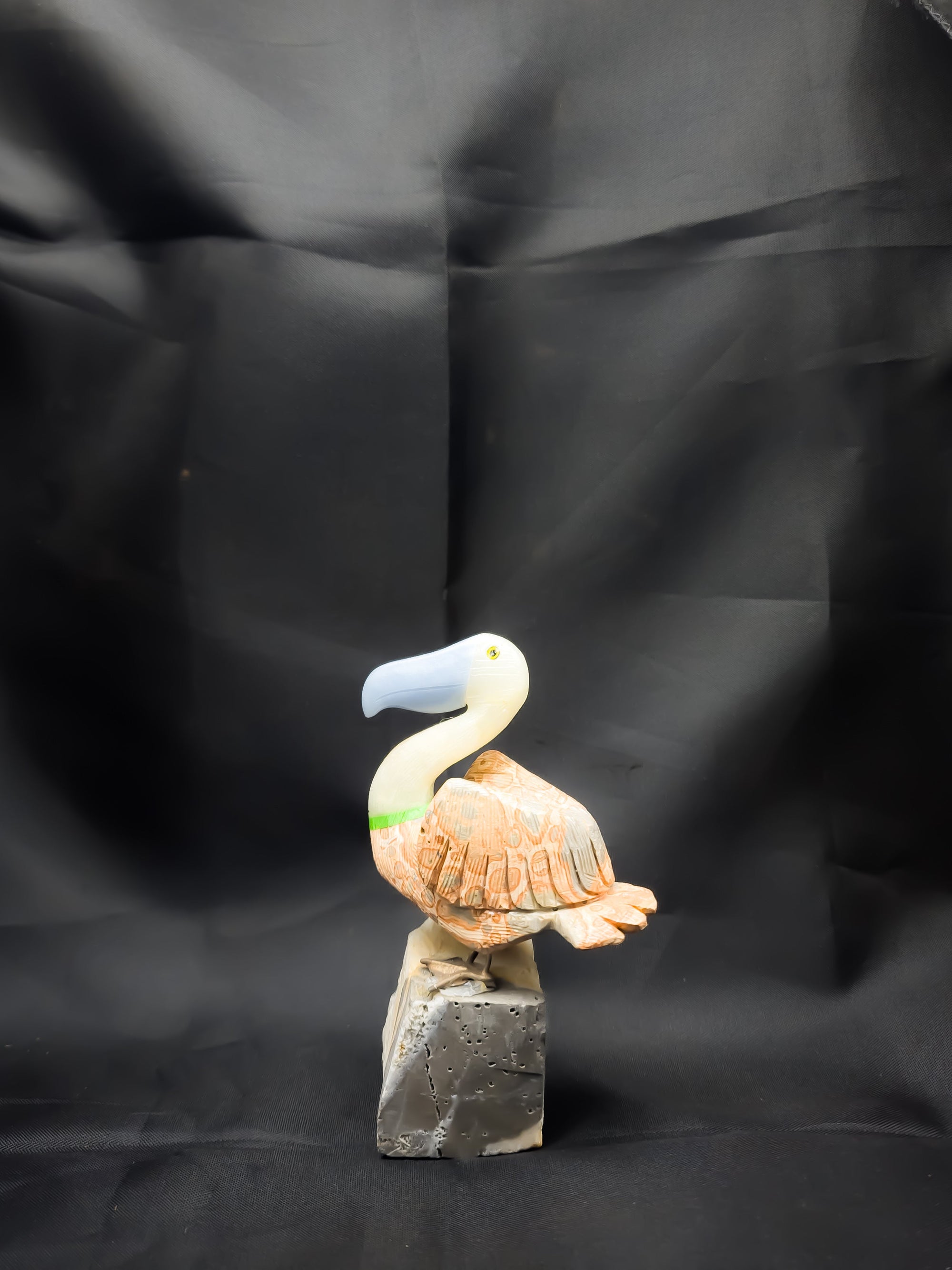 Gemstone Bird sculpture décor