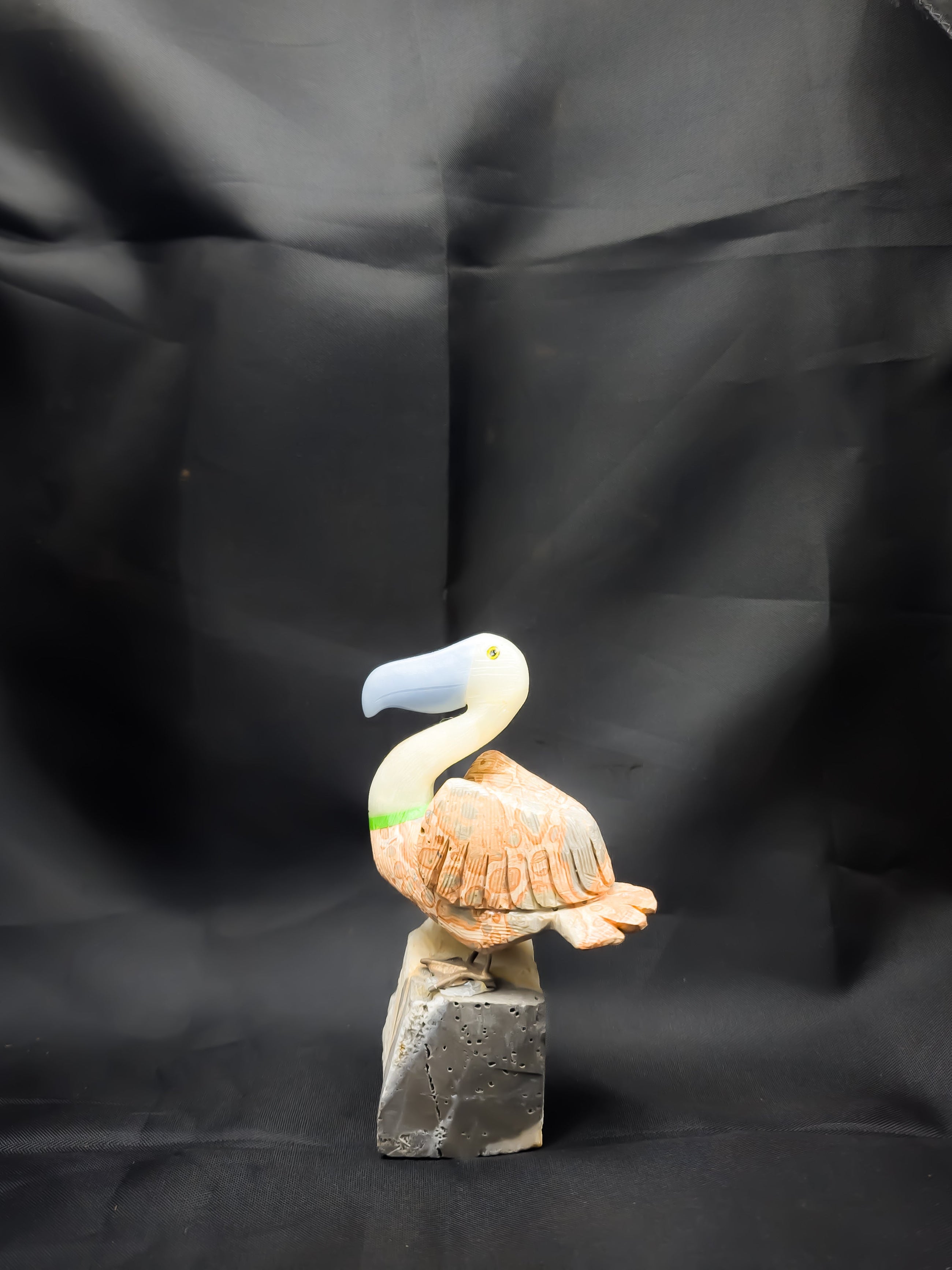 Gemstone Bird sculpture décor