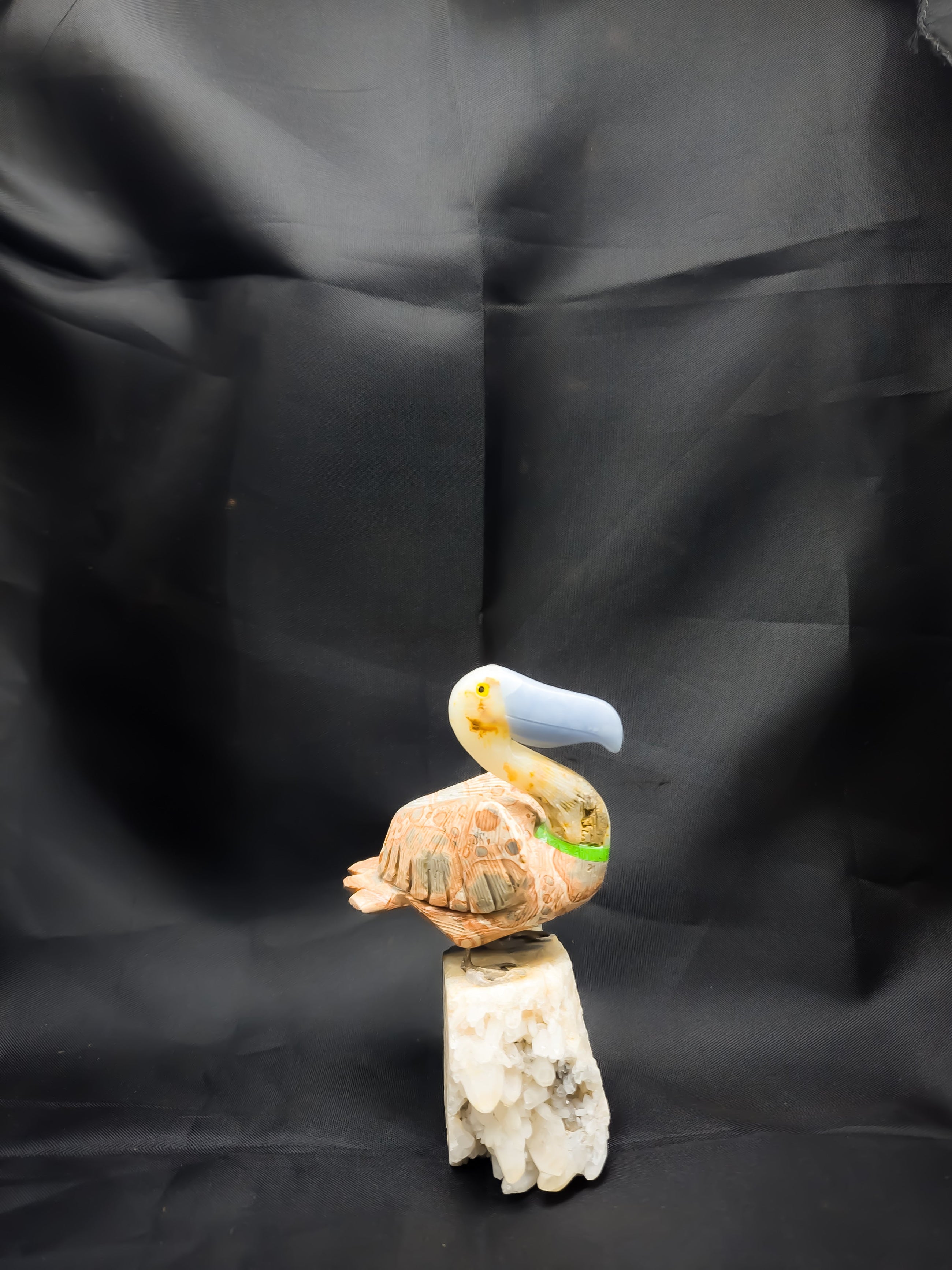 Gemstone Bird sculpture décor