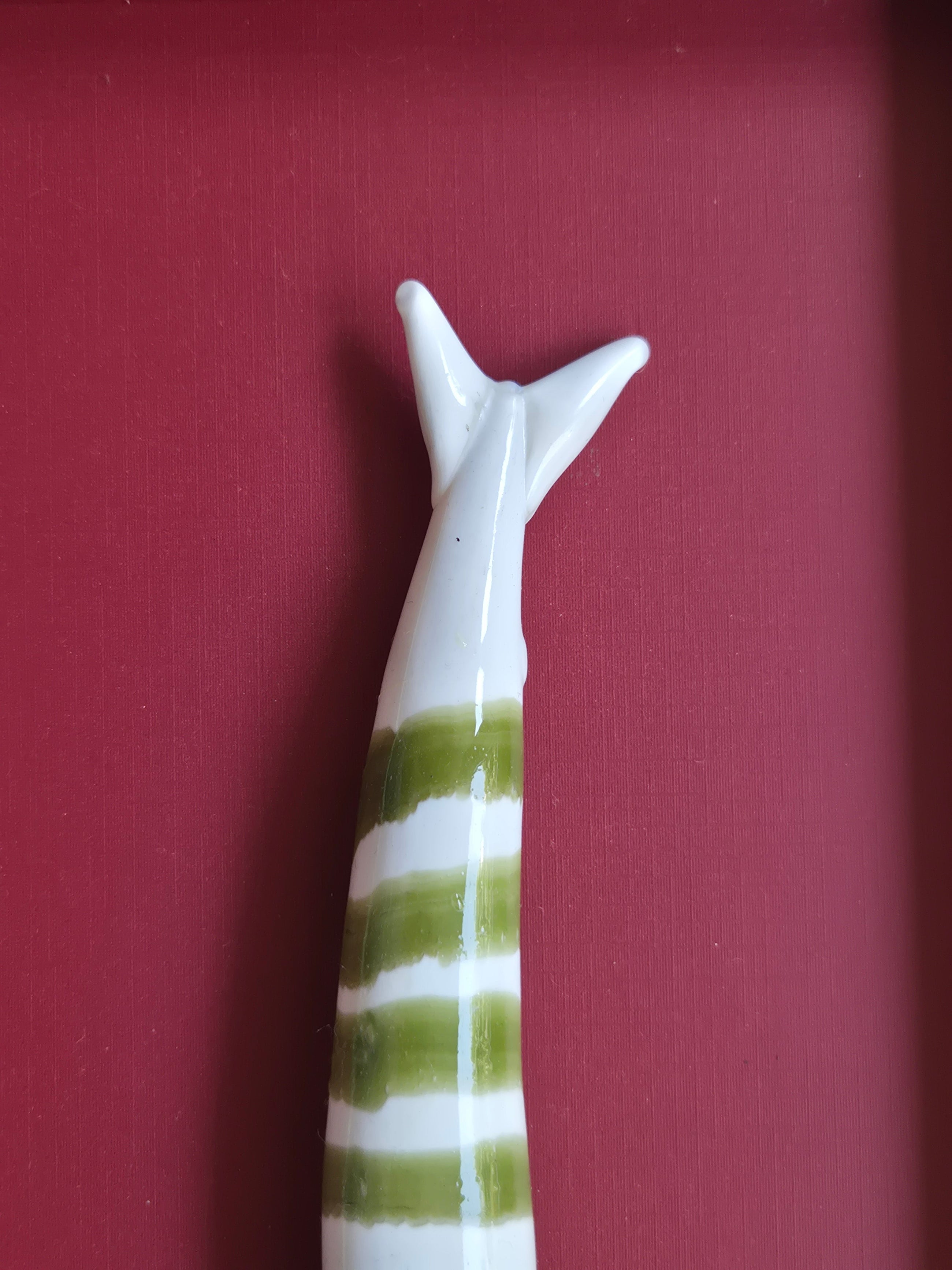 Modern Coastal Wall Art – Quirky Handblown Fish Design for Home & Gift Décor