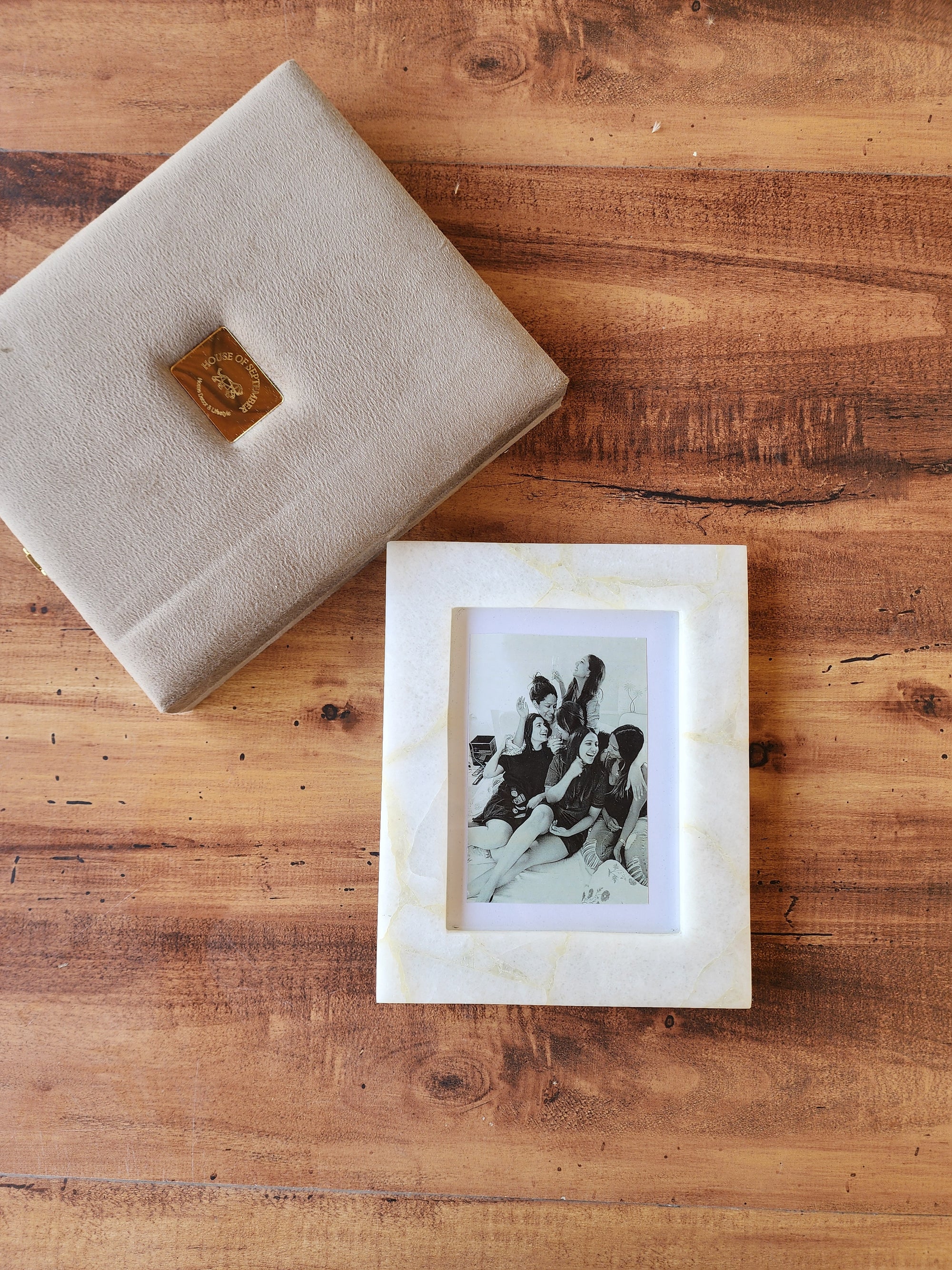Quartz Photo Frame