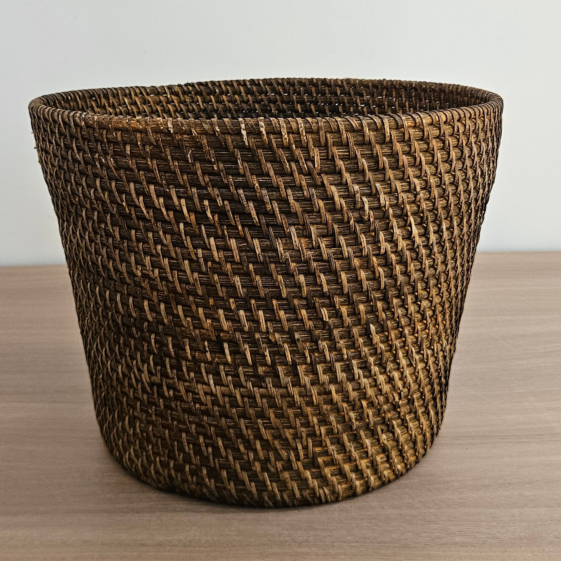 DESTIN BASKET WALNUT