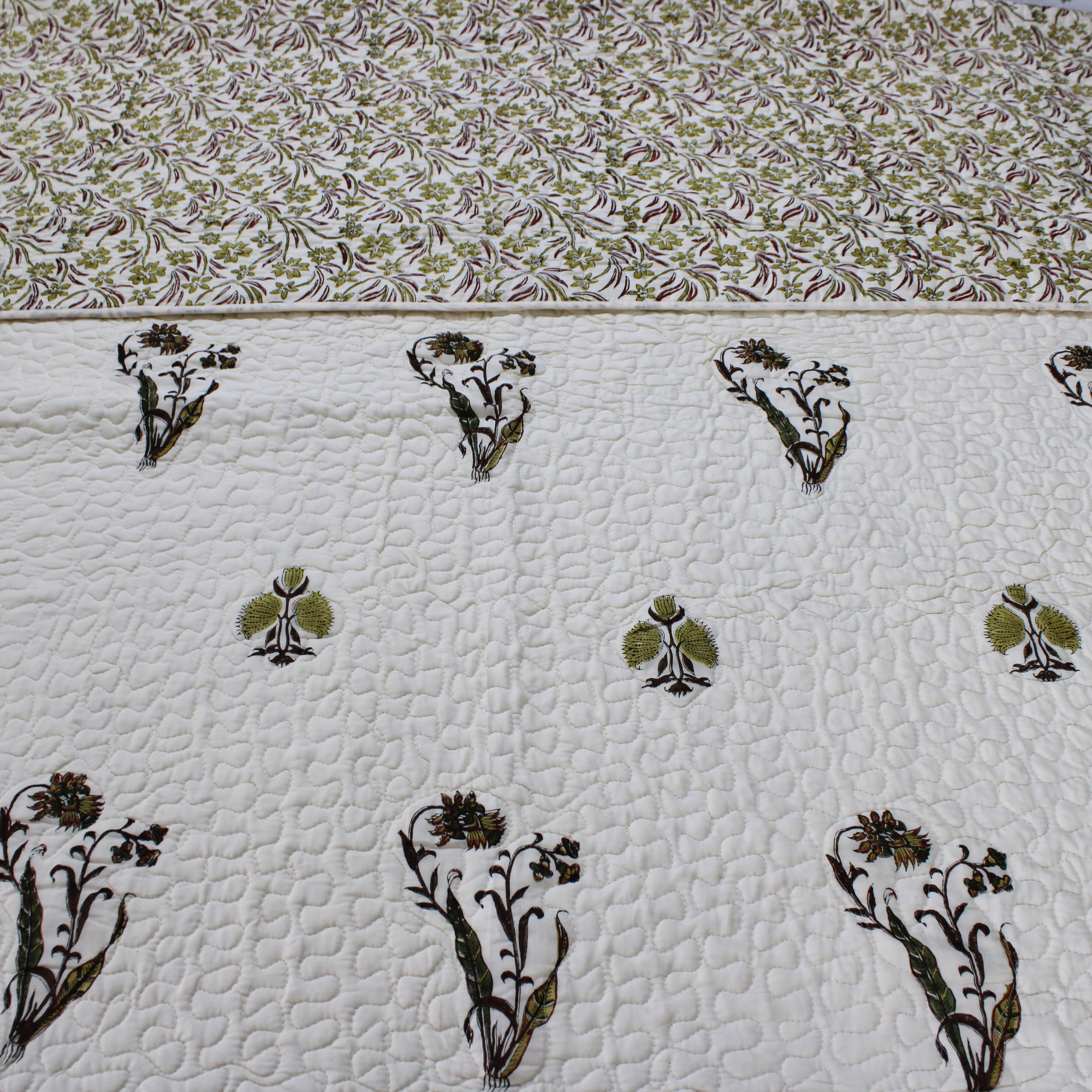 Anand Bagh-Handblock Quilted bedCover