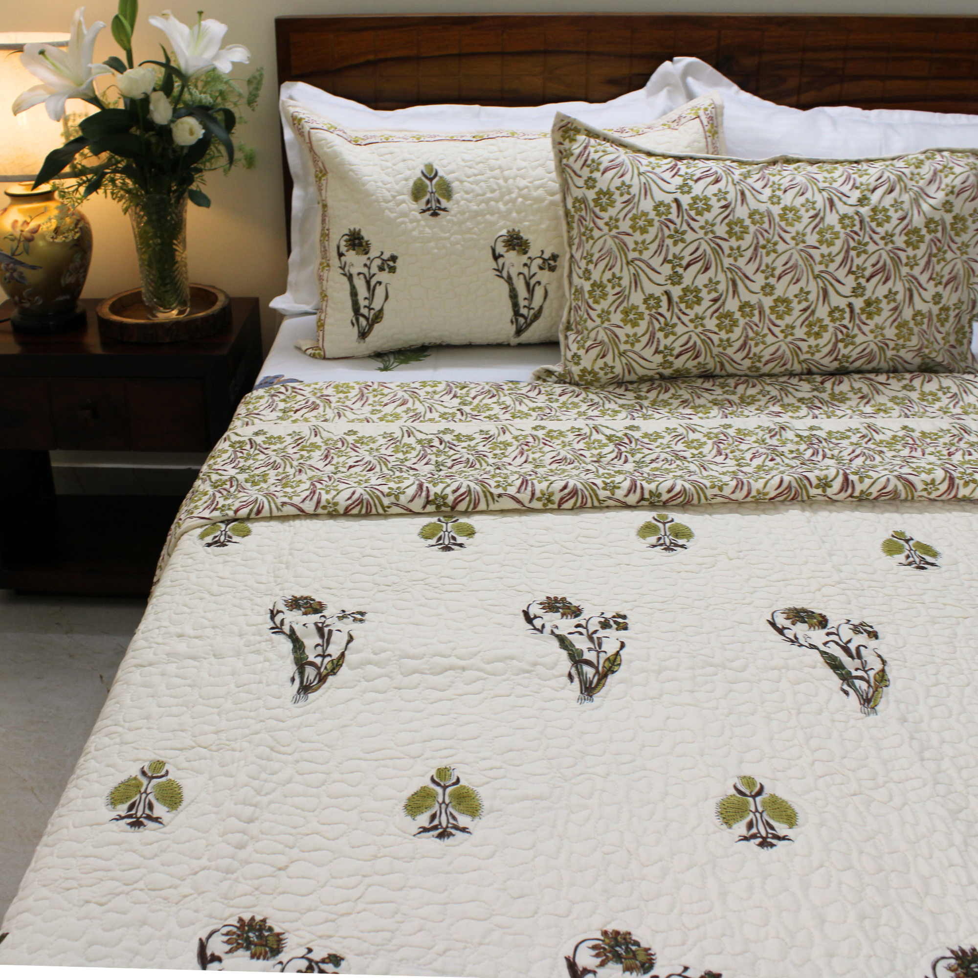 Anand Bagh-Handblock Quilted bedCover