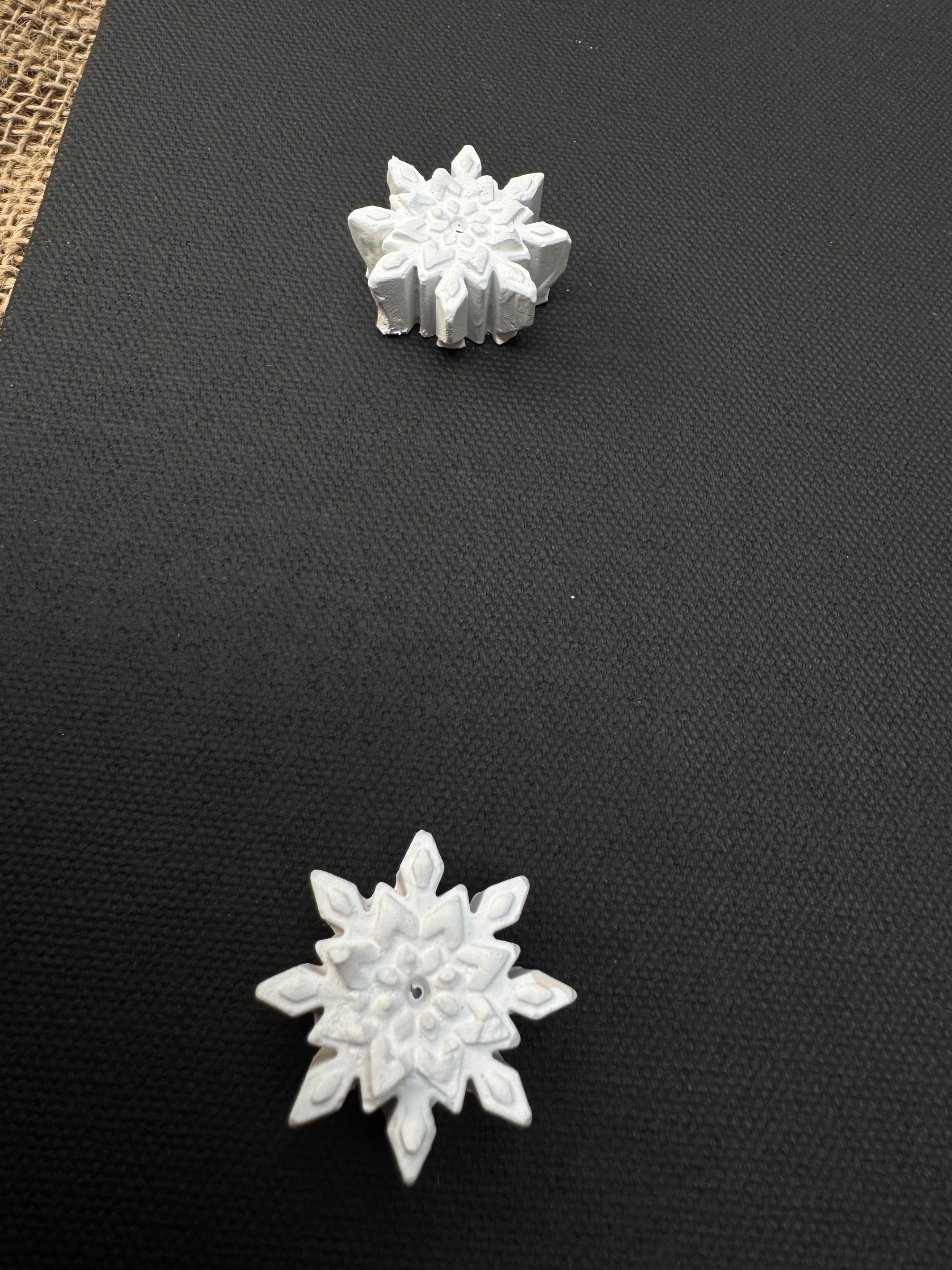 Frost Grid Modern Christmas Artwork for Wall Decoration