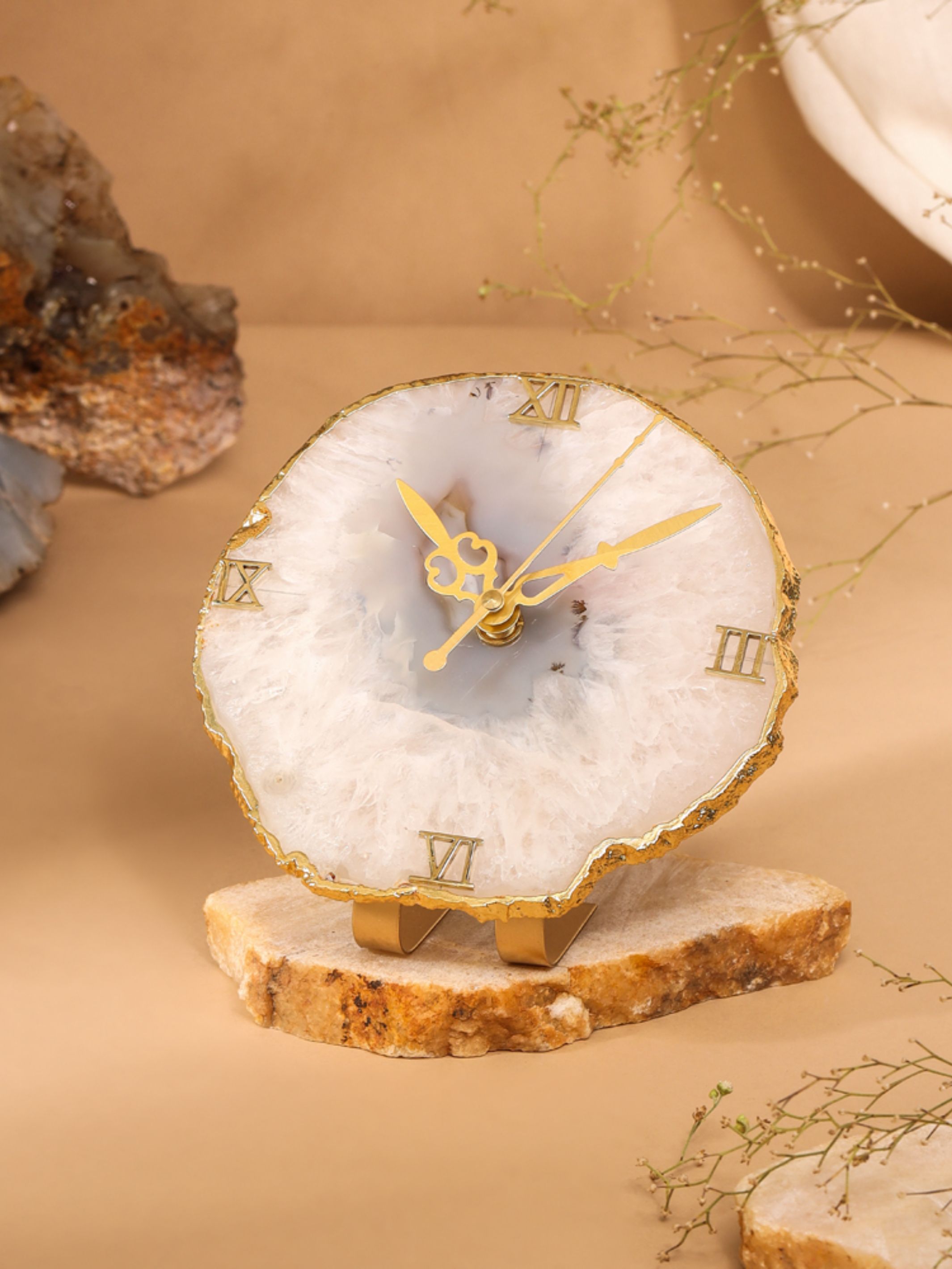 Desk Clock Natural