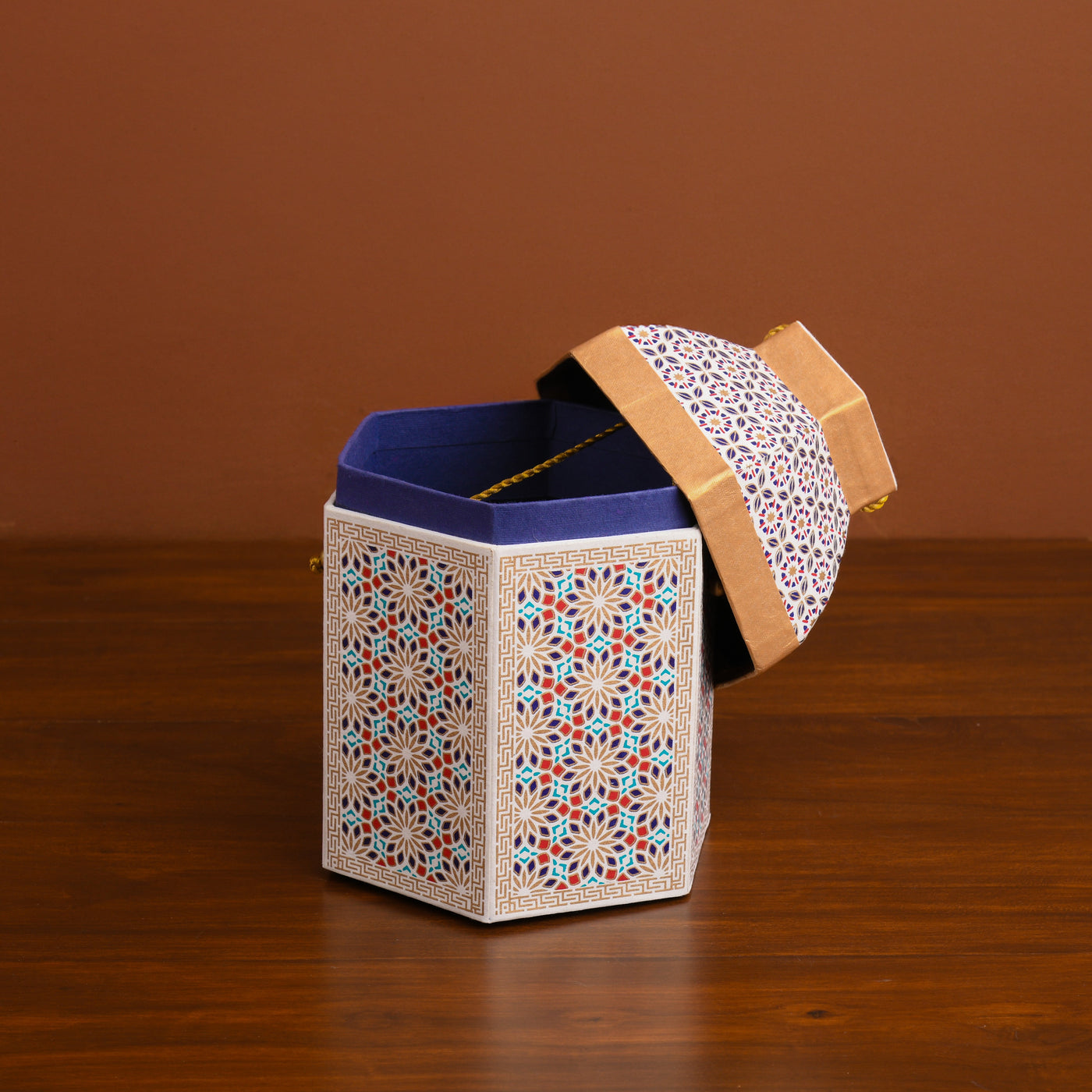 Lantern Shaped Box