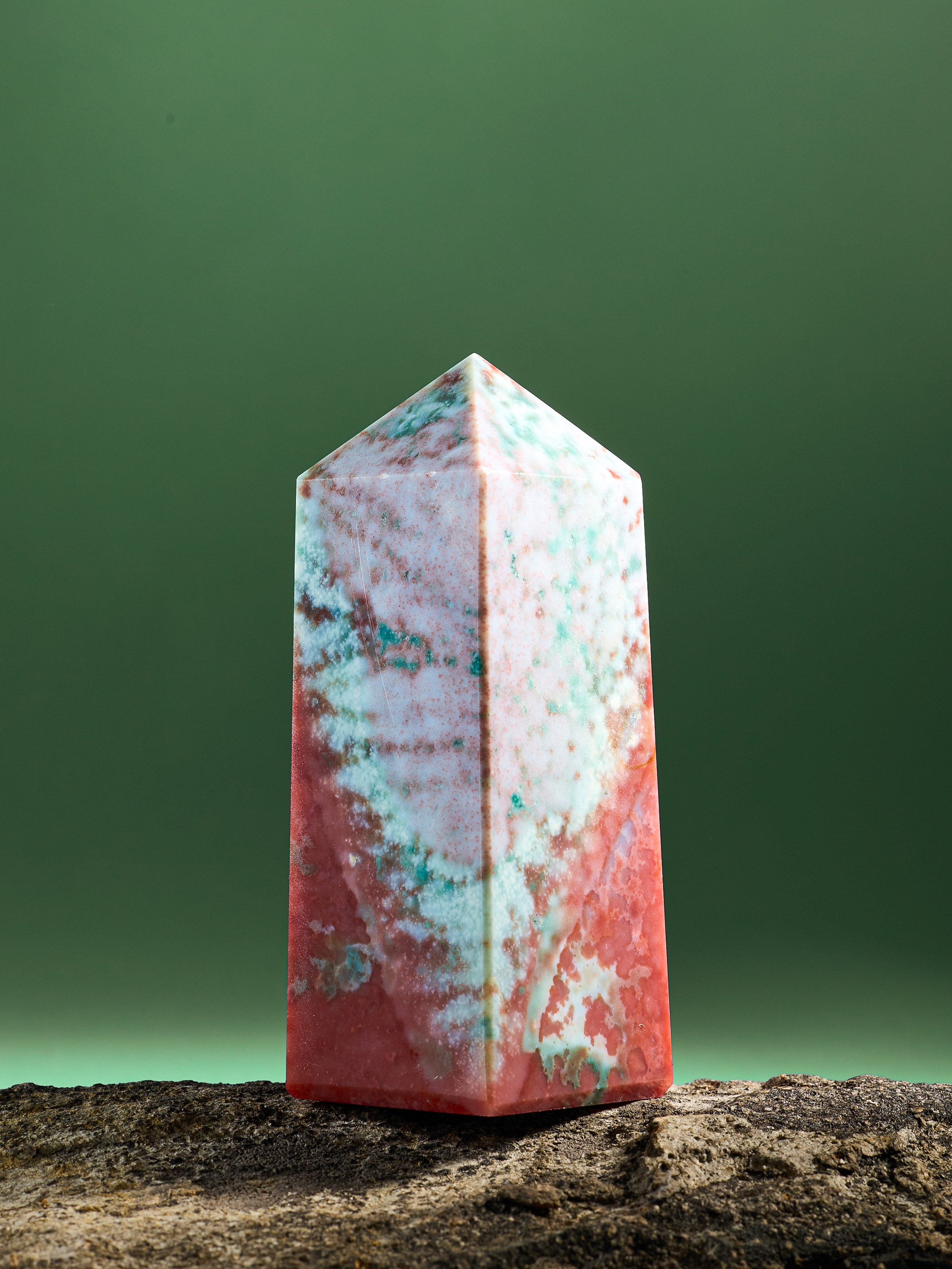 Semi-precious Gemstone - Agate Tower