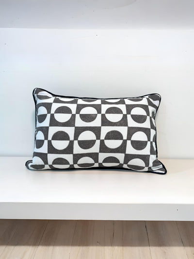 Retro Check Cotton Rectangle Cushion Cover l Black & White