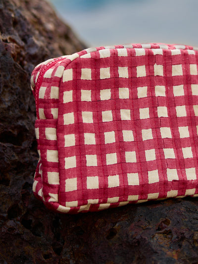 Sustainable Quilted Cotton Travel Pouch Set l Red Checks Classic Organiser Set