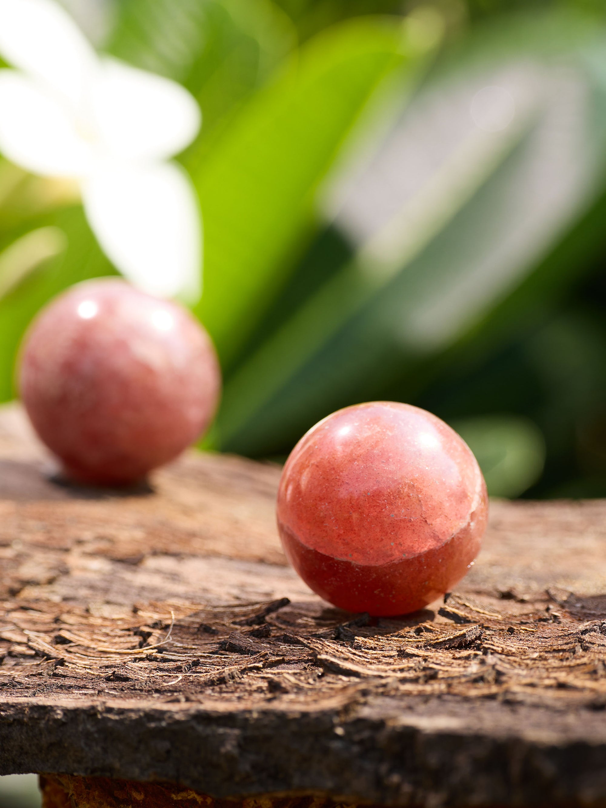 Semi-precious Gemstone - Strawberry Quartz Sphere