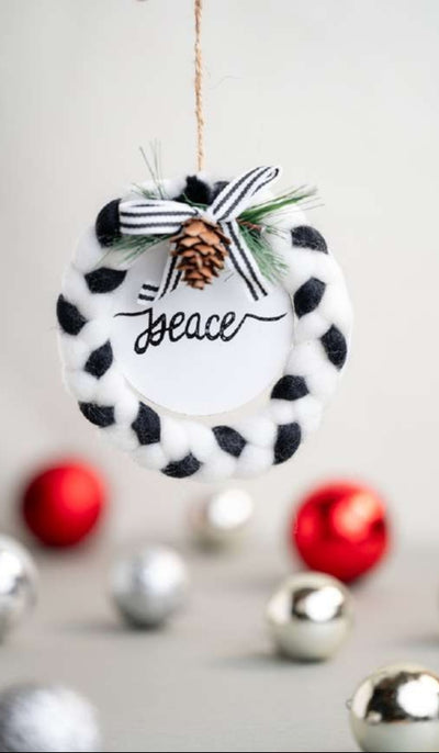 Black & White Peace Wreath Hanging Ornament_CC07