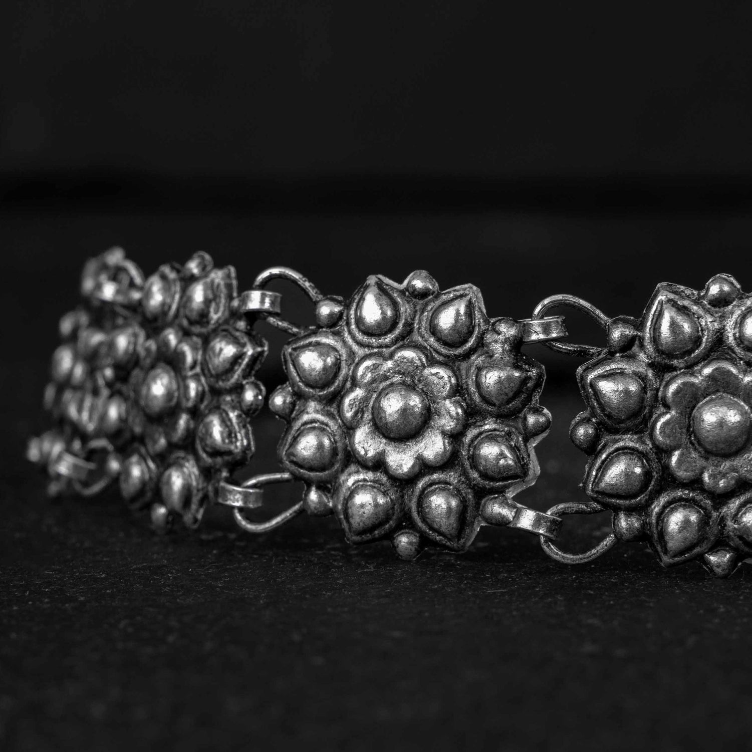 Chandak Guluband Silver Choker