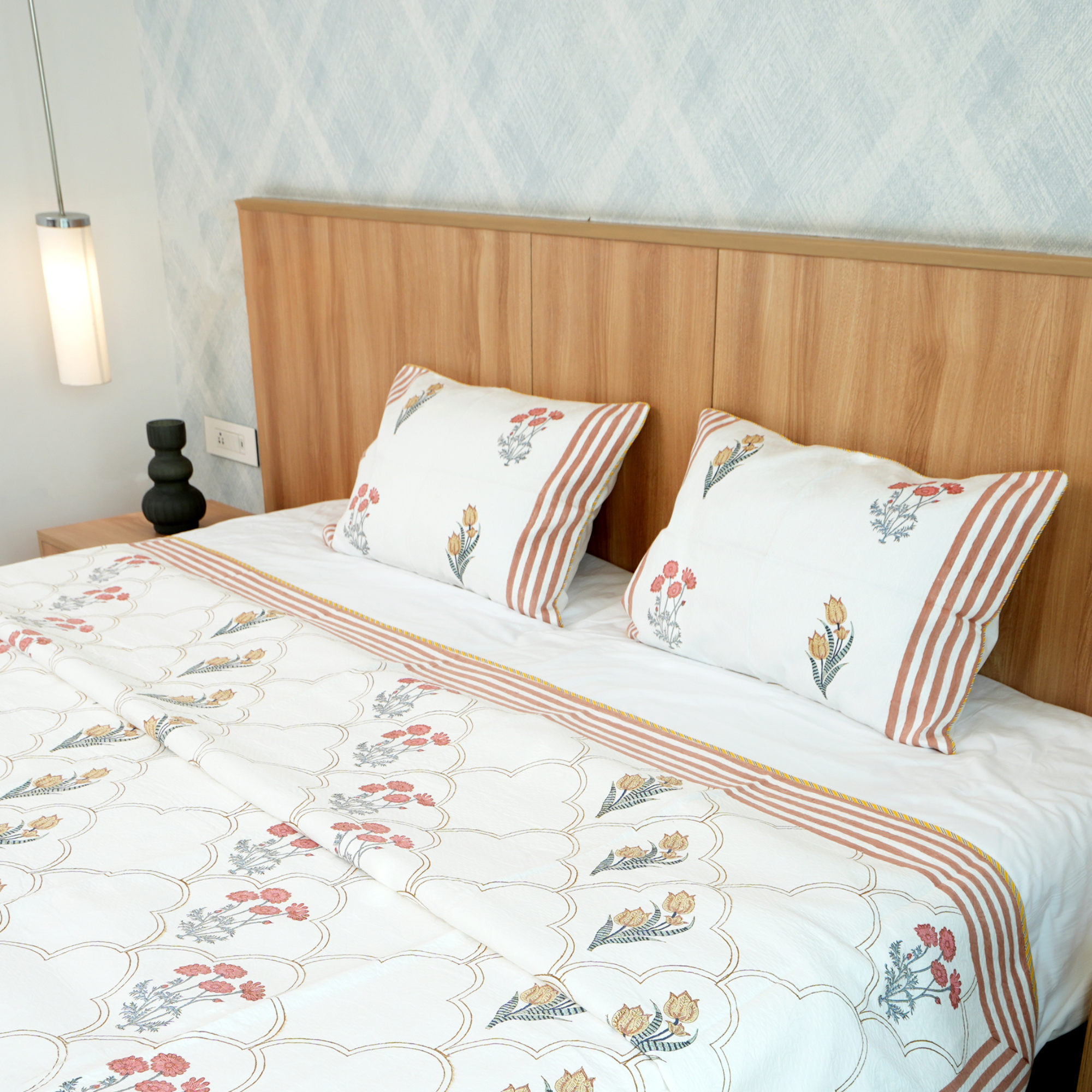 Anandbagh Jaquard Bedcover