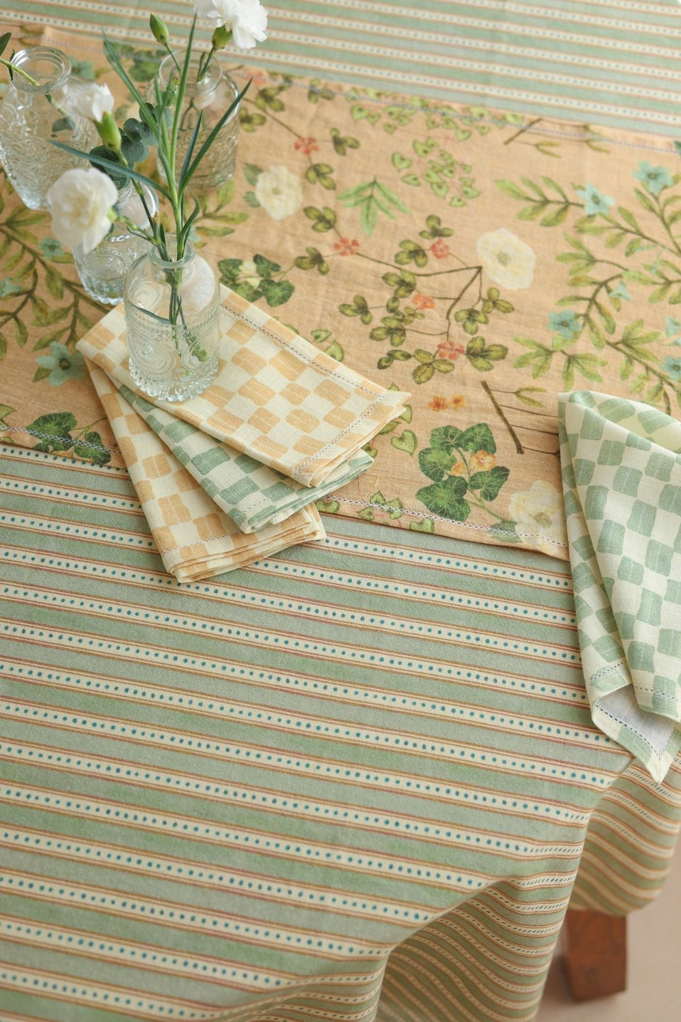 Valley Peach Linen Table Runner